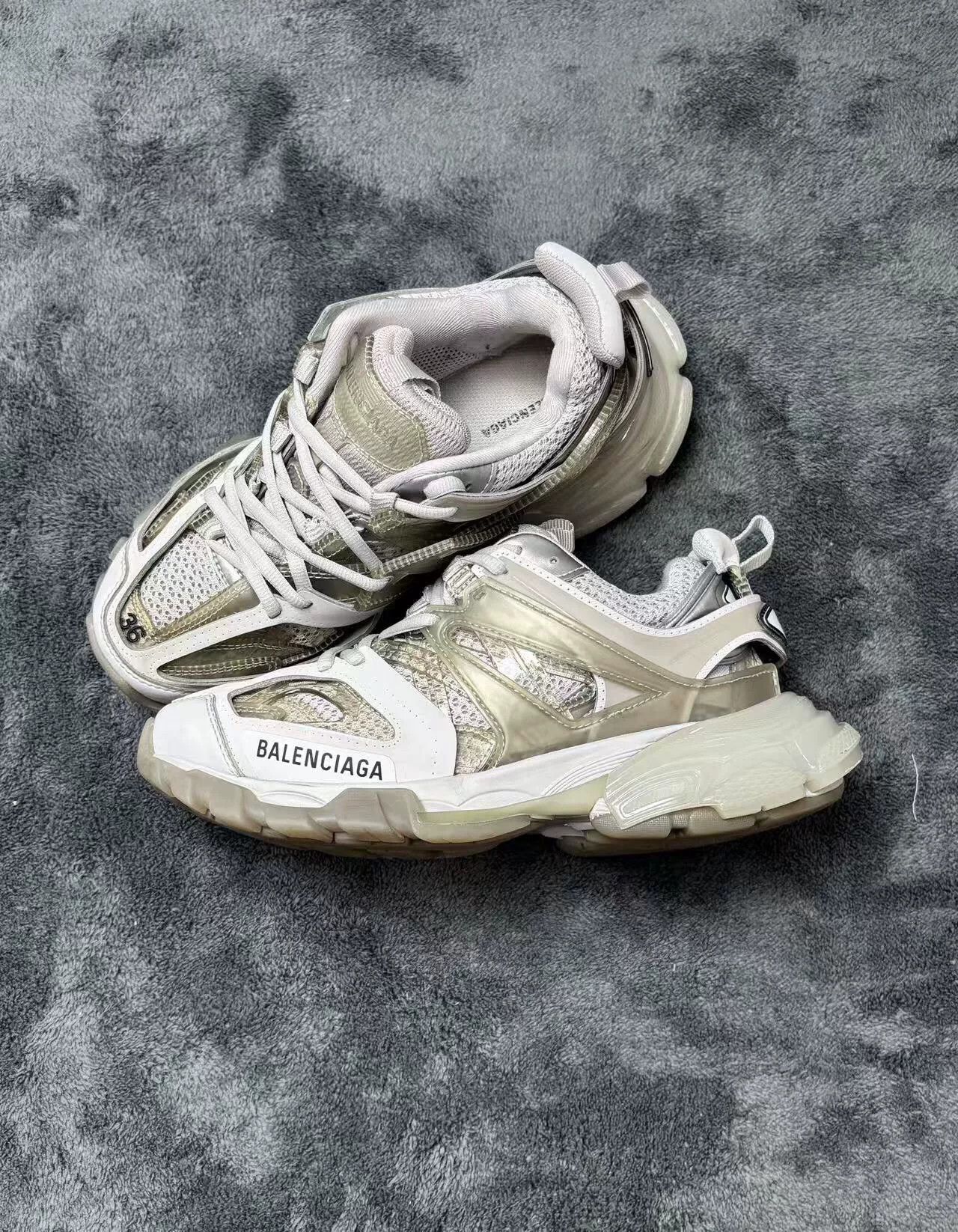 Balenciaga Balenciaga Patchwork White Lowtop Sneakers 36 Men Size US 5 / EU 37 - 4 Thumbnail