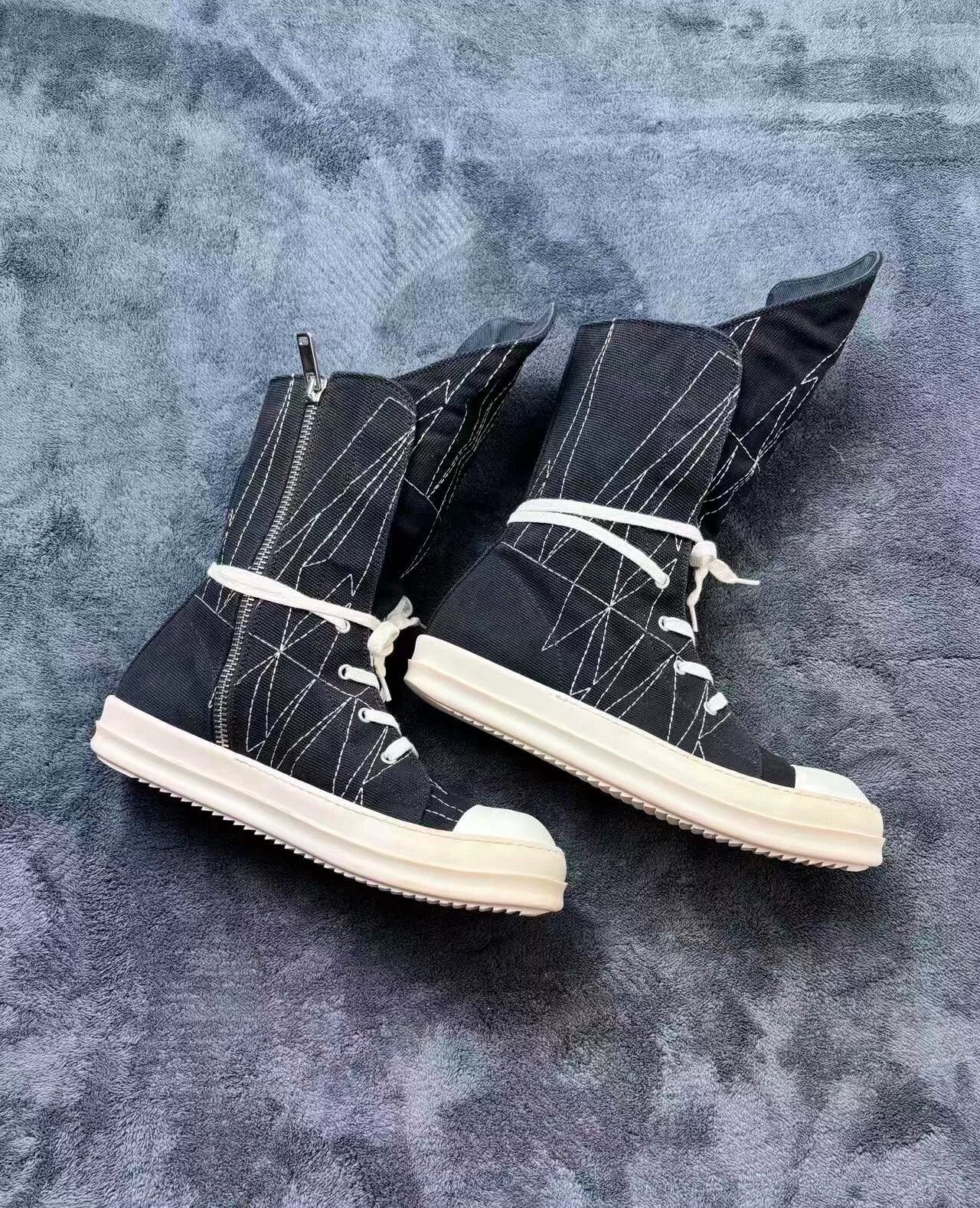 Rick Owens Rick Owens Canvas White Lowtop Sneakers 42 Men Size US 9 / EU 42 - 2 Thumbnail