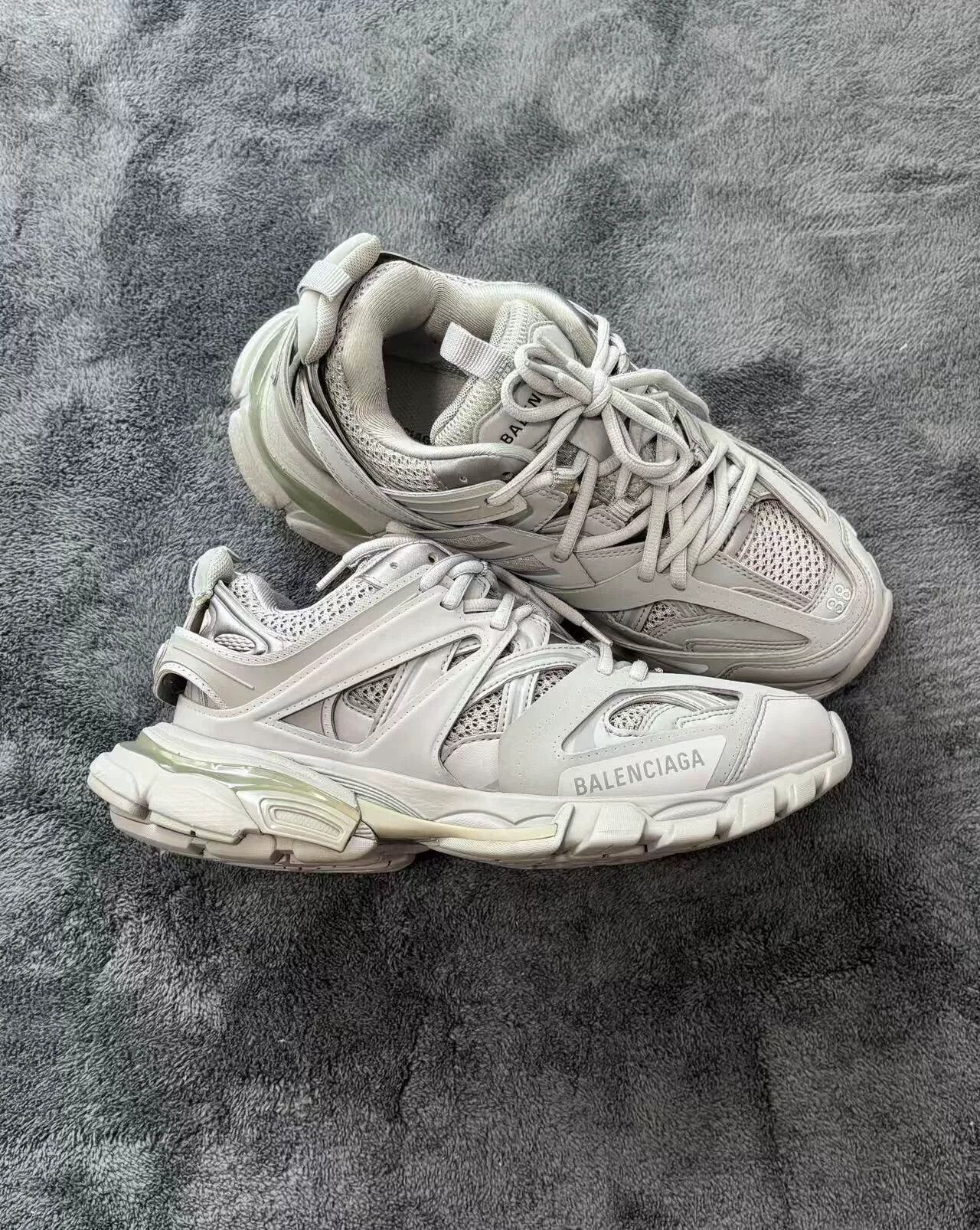 Balenciaga Balenciaga White Lowtop Sneakers 38 Men Size US 6 / EU 39 - 3 Thumbnail