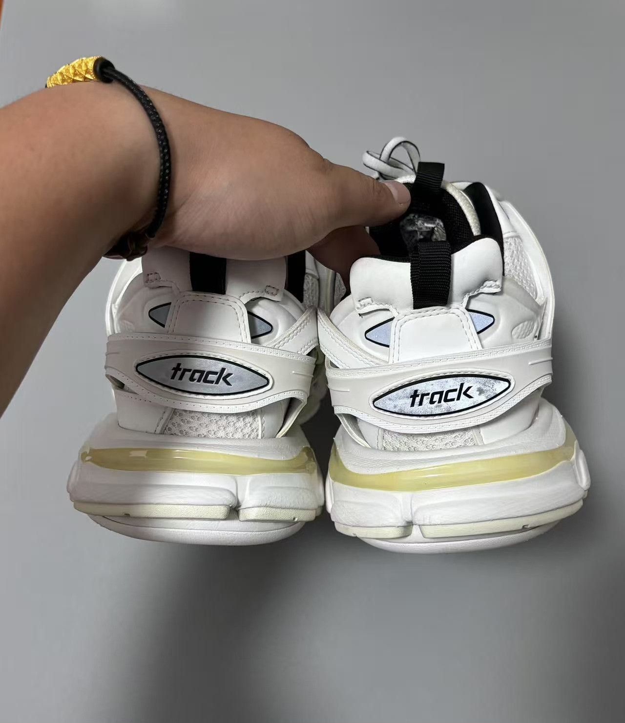 Balenciaga Balenciaga White Lowtop Sneakers 43 Men Size US 10 / EU 43 - 7 Thumbnail
