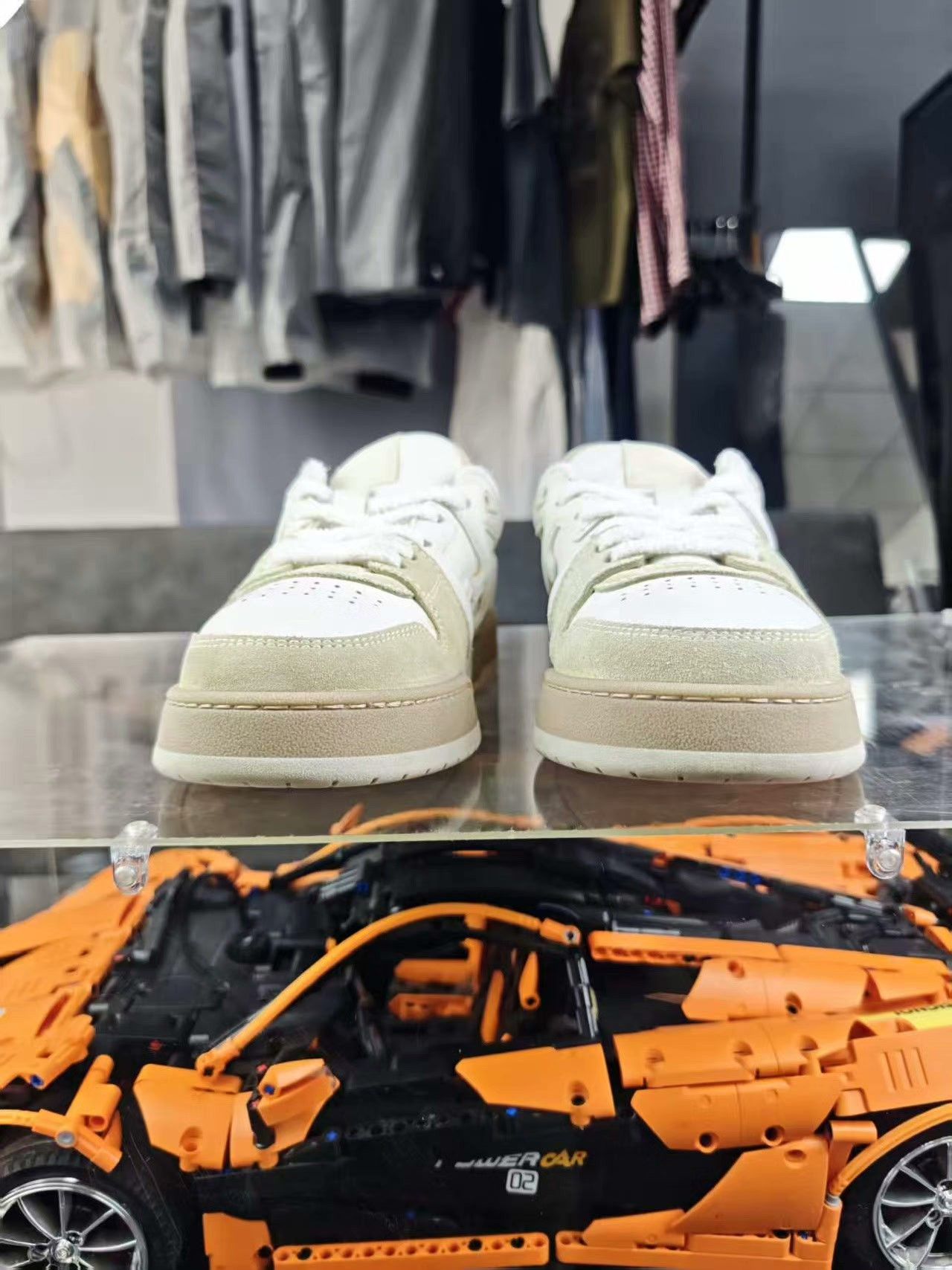 Fendi Fendi Limited White Lowtop Sneakers 40 Men Size US 7.5 / EU 40-41 - 2 Thumbnail