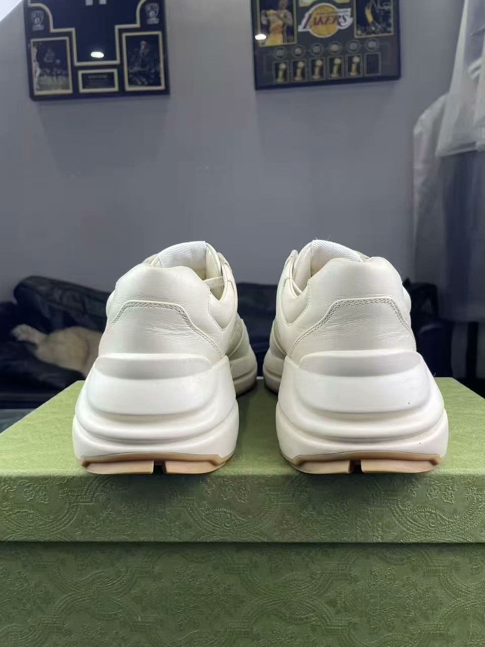 Gucci Gucci Collab Beige Lowtop Sneakers 40 Men Size US 7.5 / EU 40-41 - 3 Thumbnail
