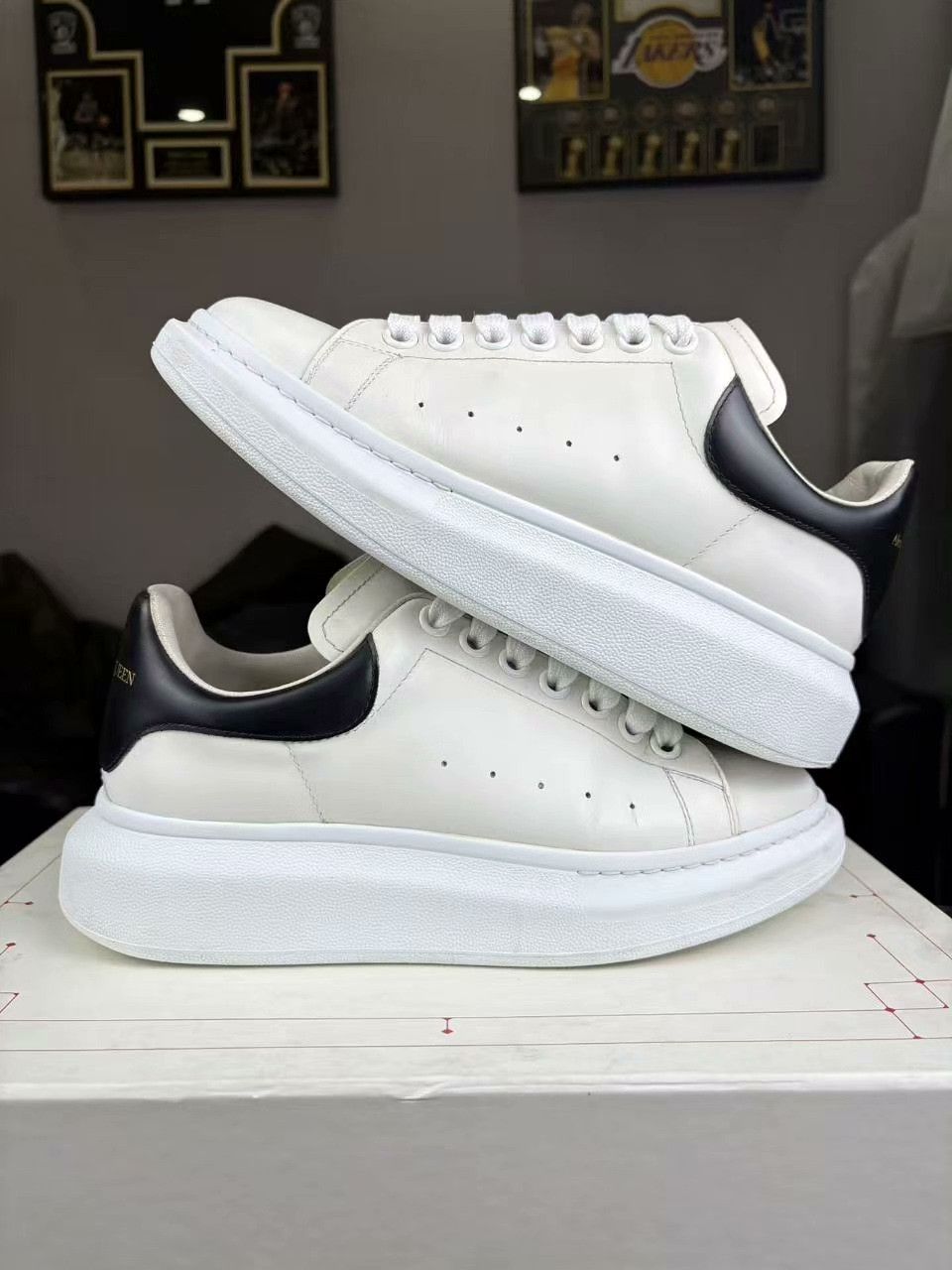 Alexander McQueen Alexander McQueen Black Lowtop Sneakers 39 Men Size US 6.5 / EU 39-40 - 6 Thumbnail