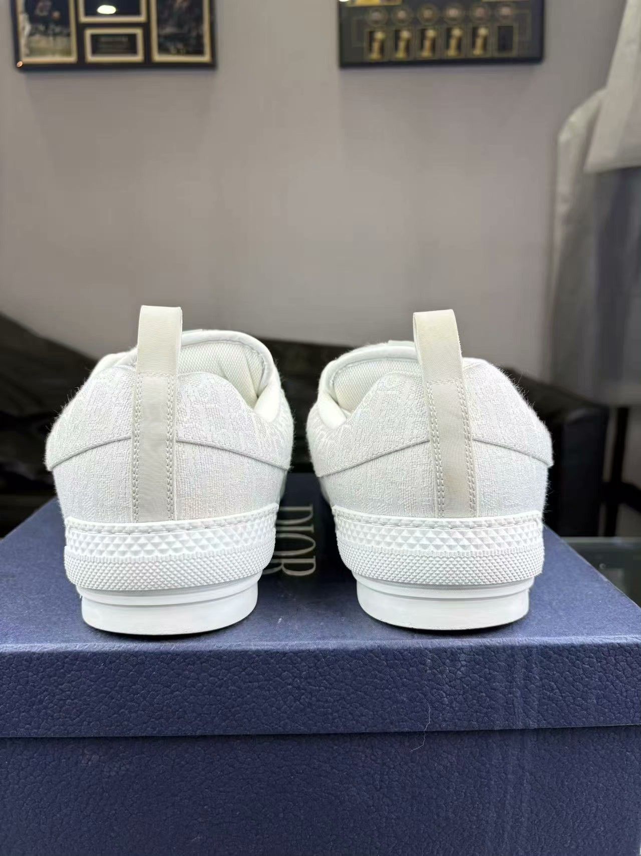 Dior Dior White Lowtop Sneakers 23 Women Size US 8 / IT 38 - 3 Thumbnail