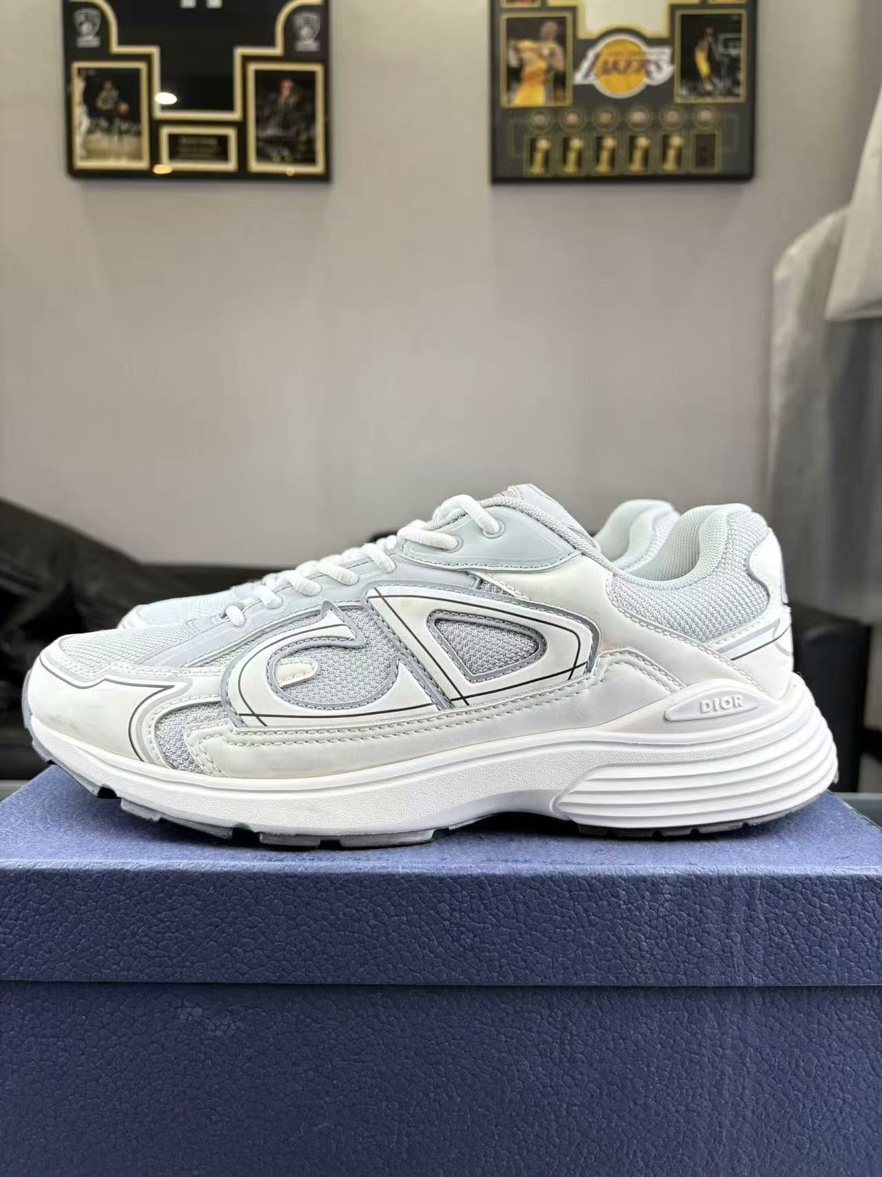 Dior Dior White Lowtop Sneakers 30 Men Size US 10 / EU 43 - 7 Thumbnail