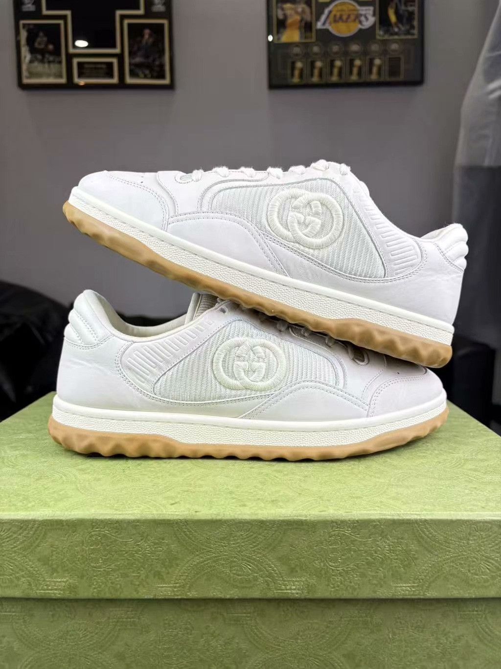 Gucci Gucci Distressed White Lowtop Sneakers 39.5 Men Size US 7 / EU 40 - 6 Thumbnail