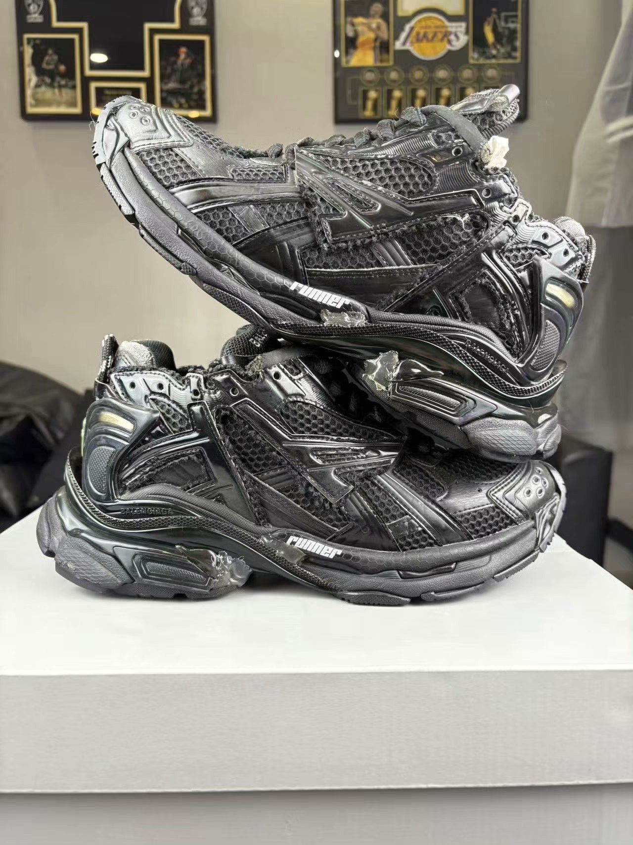 Balenciaga Balenciaga Running Black Lowtop Sneakers 39 Women Size US 8.5 / IT 38.5 - 6 Thumbnail