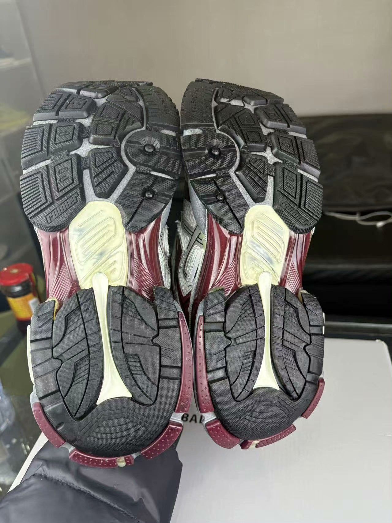 Balenciaga Balenciaga Running Red Lowtop Sneakers 41 Men Size US 8.5 / EU 41-42 - 8 Thumbnail