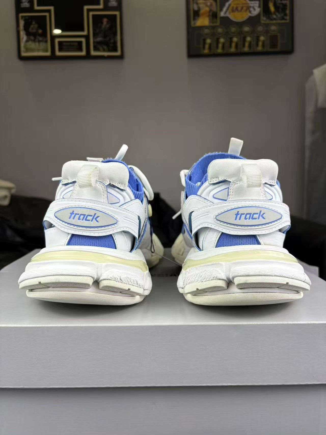 Balenciaga Balenciaga Blue Lowtop Sneakers 41 Men Size US 8.5 / EU 41-42 - 3 Thumbnail