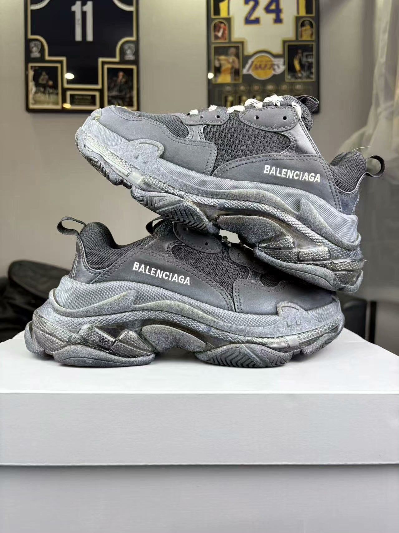 Balenciaga Balenciaga Black Lowtop Sneakers 38 Men Size US 6 / EU 39 - 6 Thumbnail