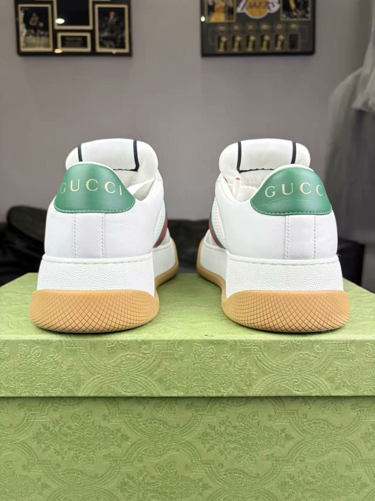 Gucci Gucci Limited Red Lowtop Sneakers 38 Women Size US 7.5 / IT 37.5 - 3 Thumbnail