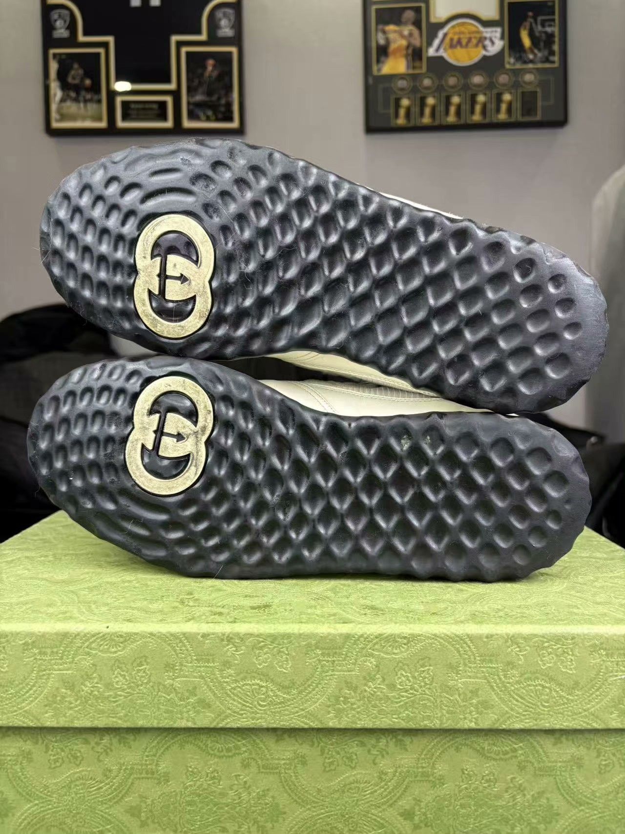 Gucci Gucci Distressed Black Lowtop Sneakers 42 Men Size US 9 / EU 42 - 4 Thumbnail