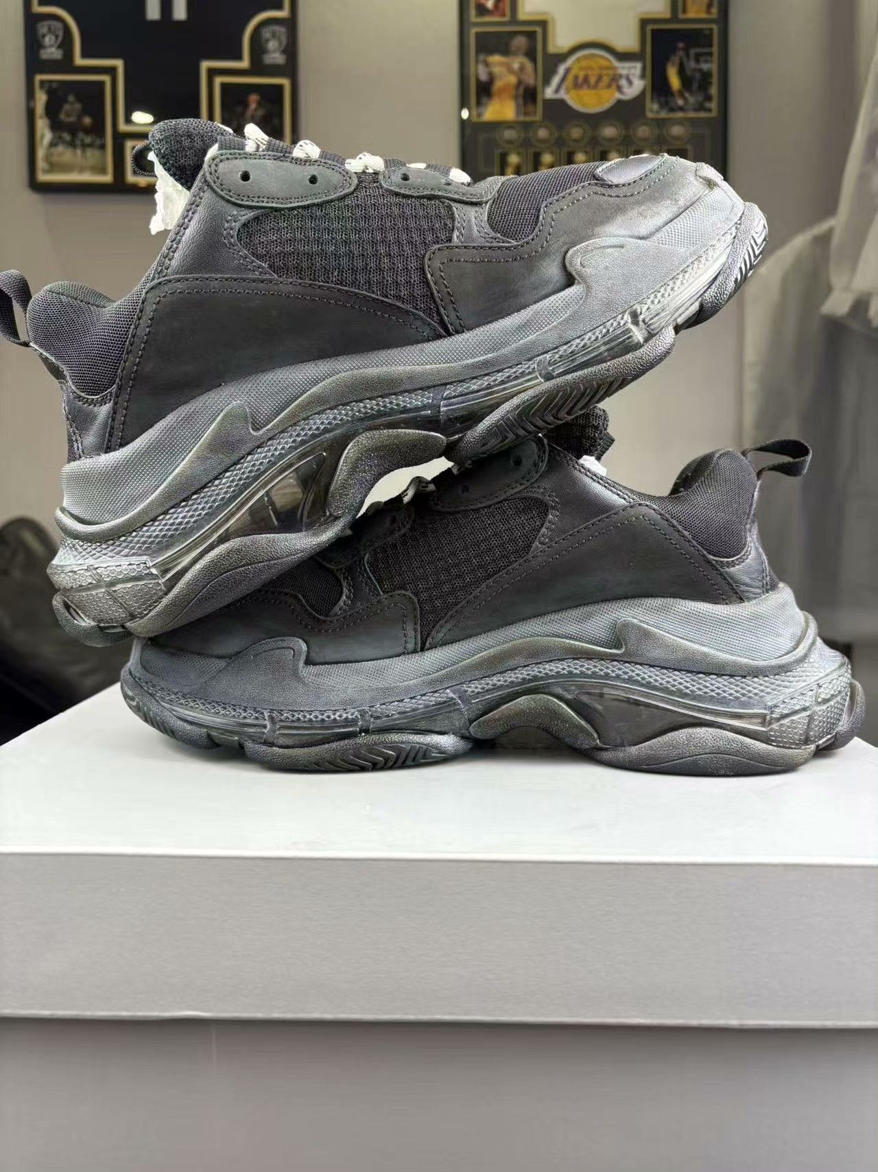 Balenciaga Balenciaga Black Lowtop Sneakers 41 Men Size US 8.5 / EU 41-42 - 5 Thumbnail