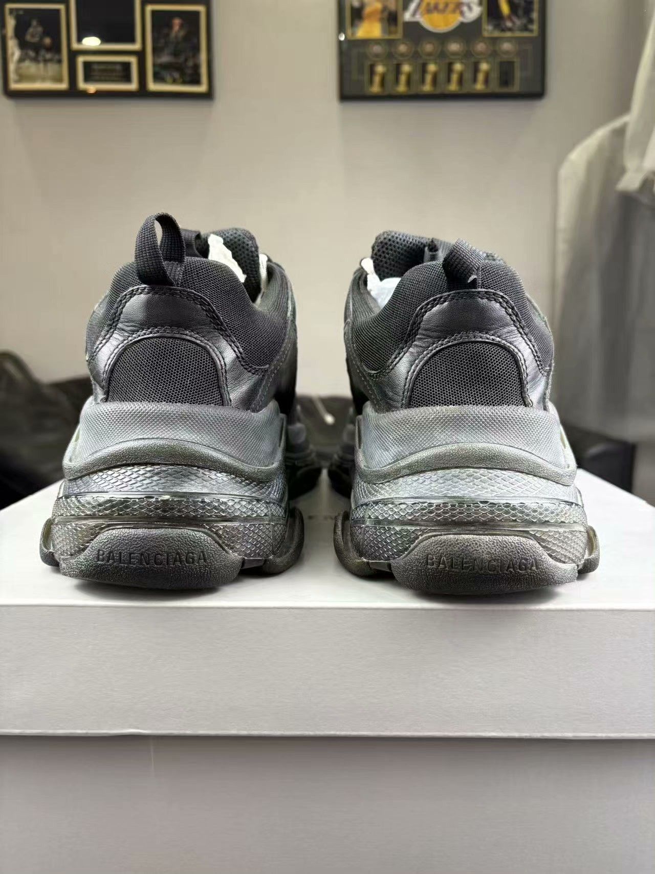 Balenciaga Balenciaga Black Lowtop Sneakers 41 Men Size US 8.5 / EU 41-42 - 3 Thumbnail