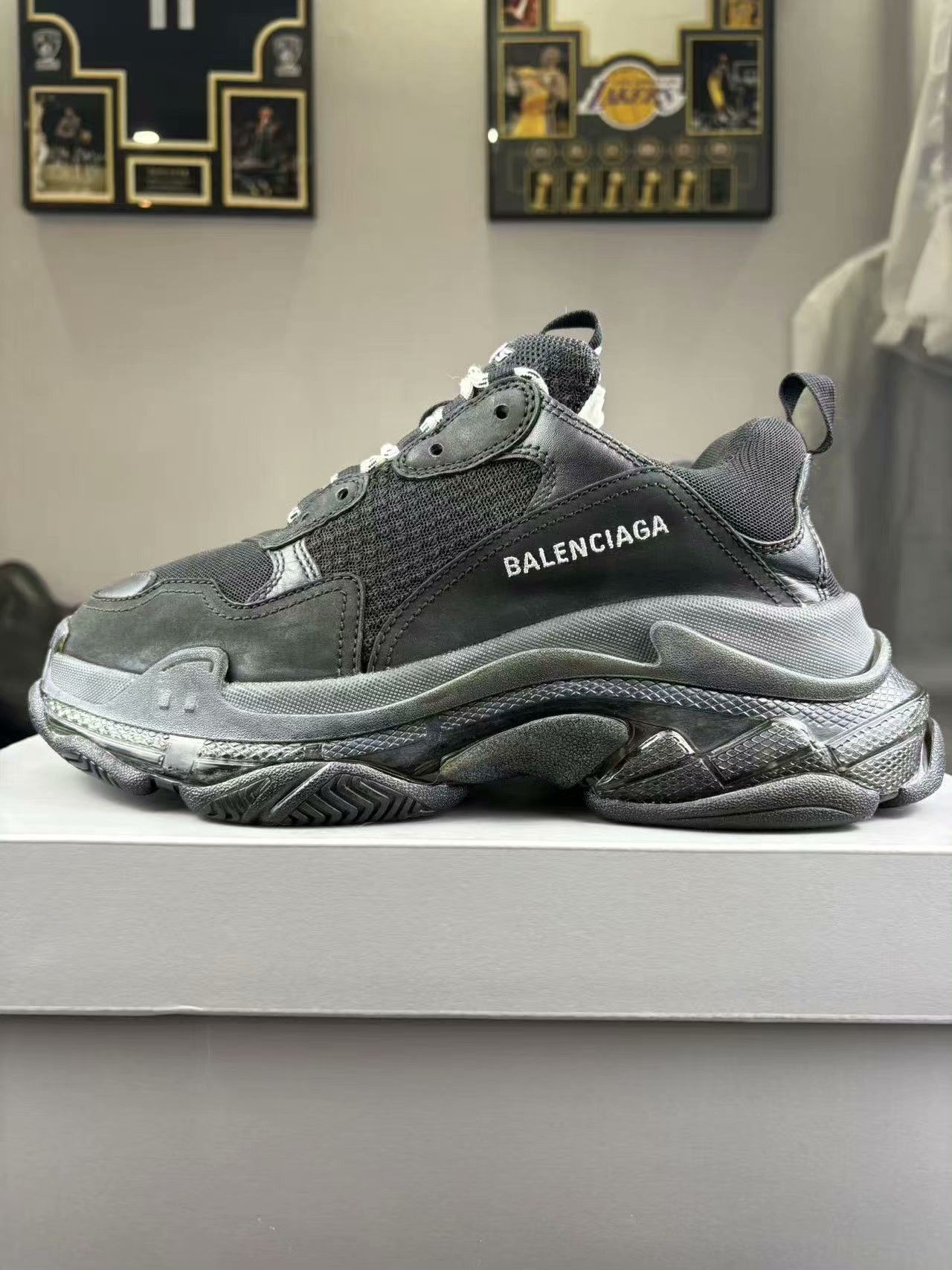 Balenciaga Balenciaga Black Lowtop Sneakers 41 Men Size US 8.5 / EU 41-42 - 7 Thumbnail
