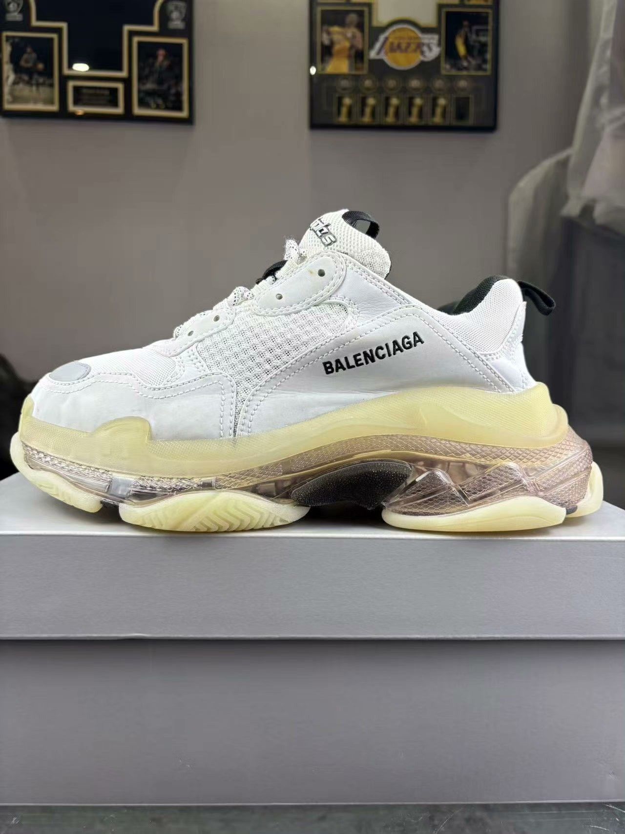 Balenciaga Balenciaga Lowtop Sneakers S Men Size US 10 / EU 43 - 7 Thumbnail