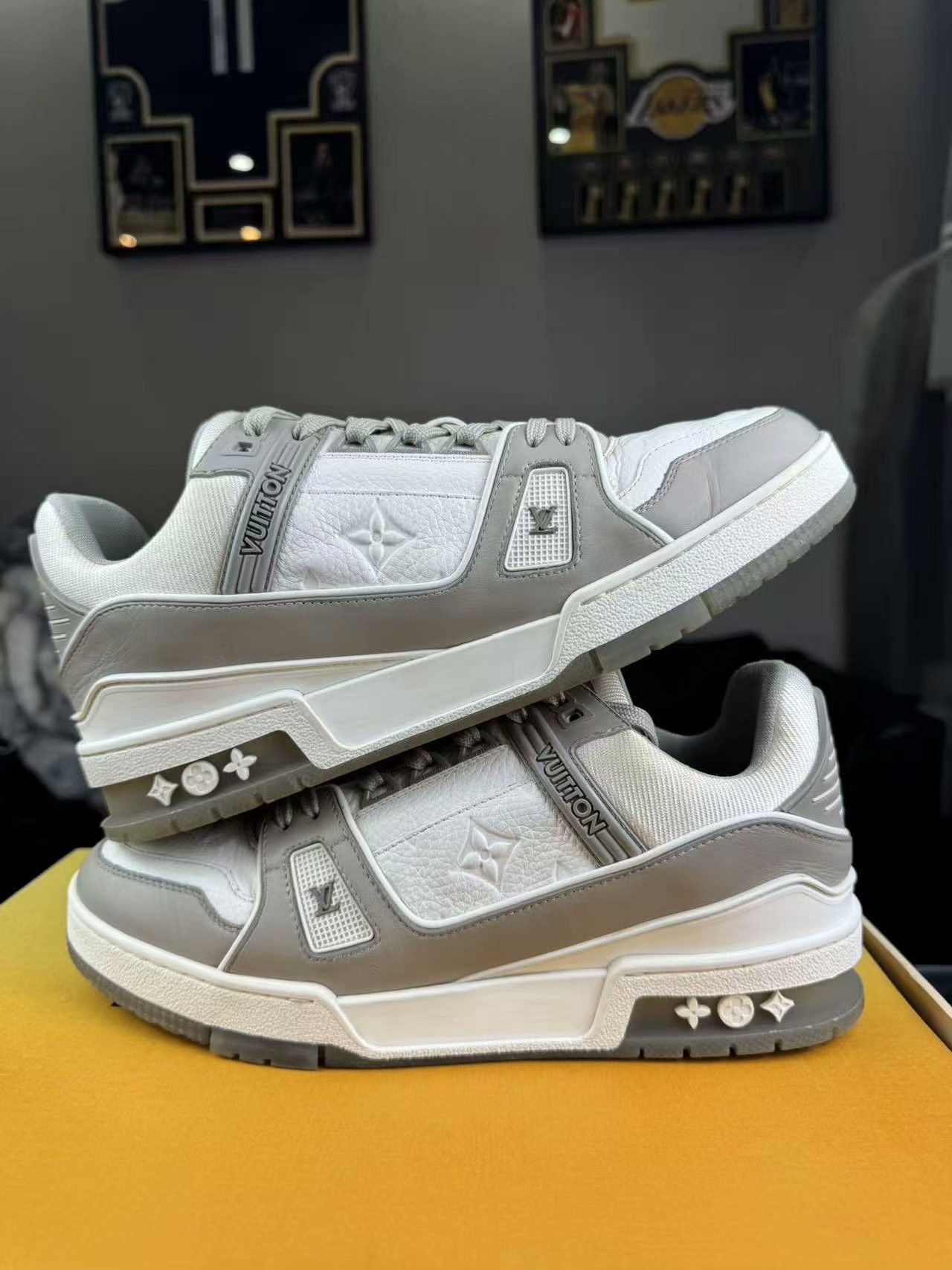 Louis Vuitton Louis Vuitton Training Gray Lowtop Sneakers 40 Men Size US 7.5 / EU 40-41 - 7 Thumbnail