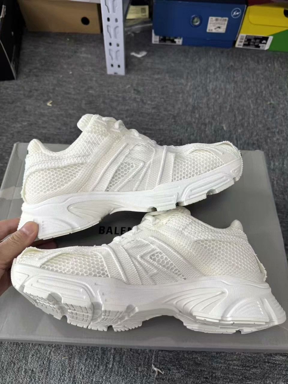 Balenciaga Balenciaga White Lowtop Sneakers 40 Men Size US 7.5 / EU 40-41 - 7 Thumbnail