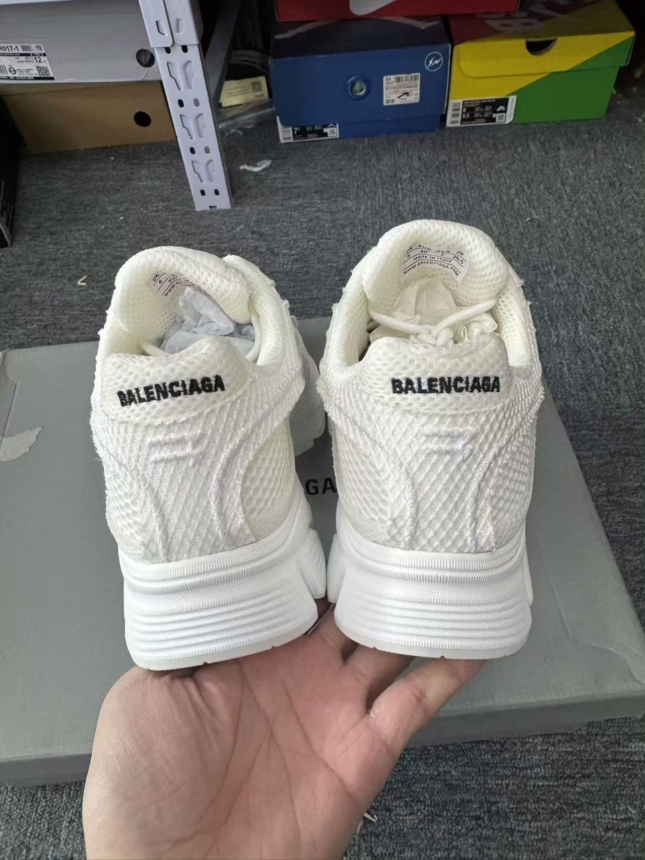 Balenciaga Balenciaga White Lowtop Sneakers 40 Men Size US 7.5 / EU 40-41 - 4 Thumbnail