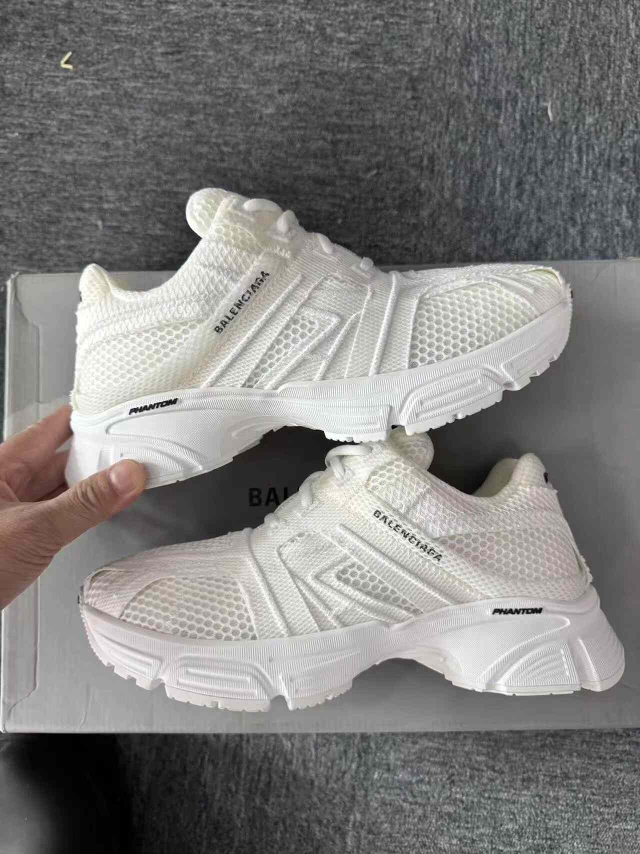 Balenciaga Balenciaga White Lowtop Sneakers 40 Men Size US 7.5 / EU 40-41 - 8 Thumbnail