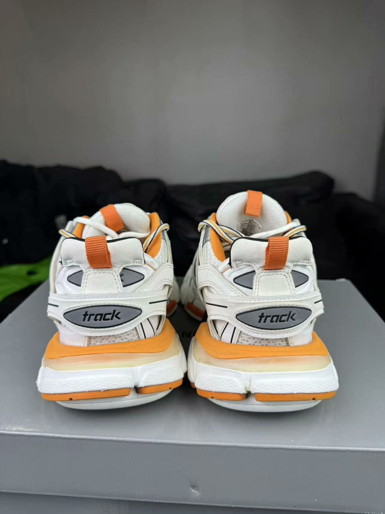 Balenciaga Balenciaga White Lowtop Sneakers 39 Women Size US 8.5 / IT 38.5 - 4 Thumbnail