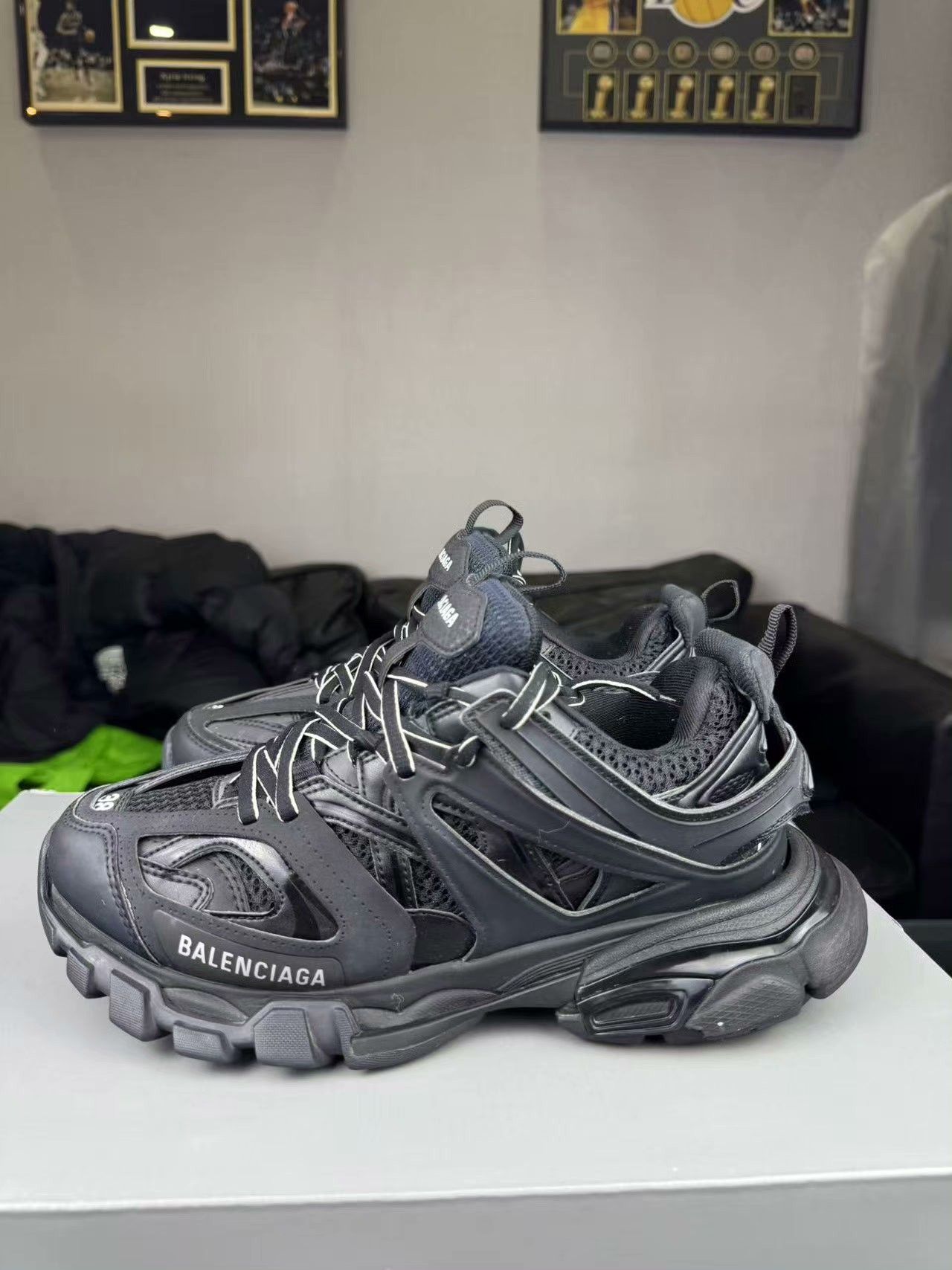 Balenciaga Balenciaga Black Lowtop Sneakers 38 Women Size US 7.5 / IT 37.5 - 3 Thumbnail