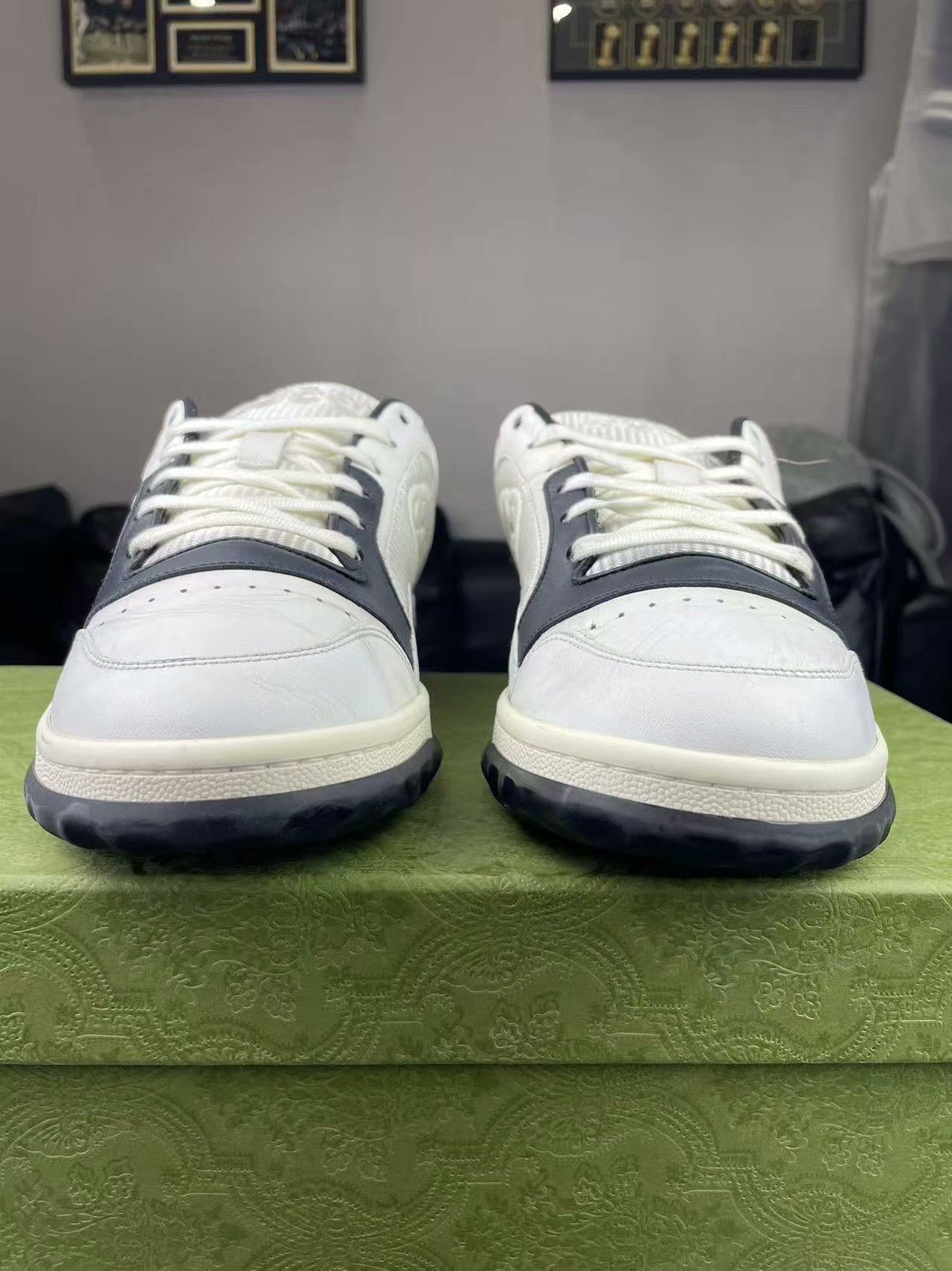 Gucci Gucci Distressed Black Lowtop Sneakers 41 Men Size US 8.5 / EU 41-42 - 2 Thumbnail