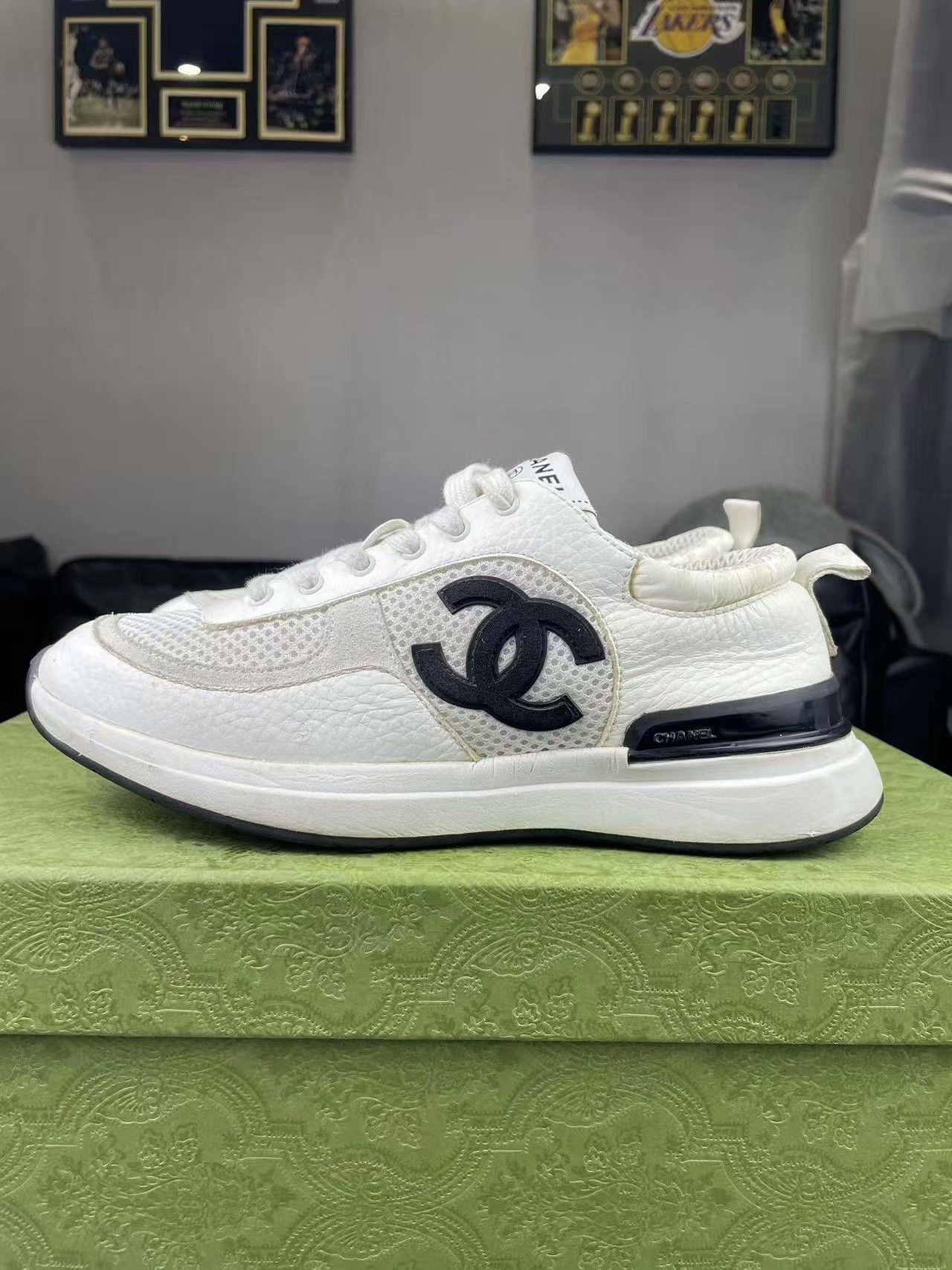 Chanel Chanel Running Black Lowtop Sneakers 36 Women Size US 6 / IT 36 - 7 Thumbnail