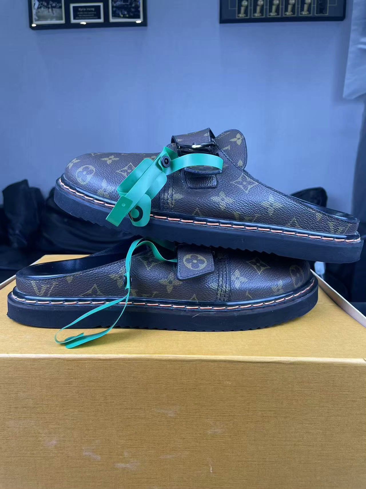 Louis Vuitton Louis Vuitton Lowtop Sneakers 41 Men Size US 8.5 / EU 41-42 - 6 Thumbnail