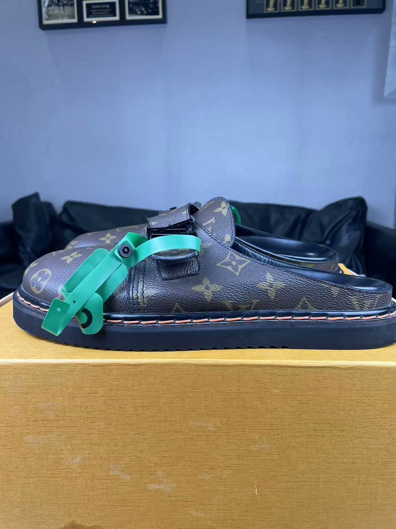 Louis Vuitton Louis Vuitton Lowtop Sneakers 41 Men Size US 8.5 / EU 41-42 - 7 Thumbnail