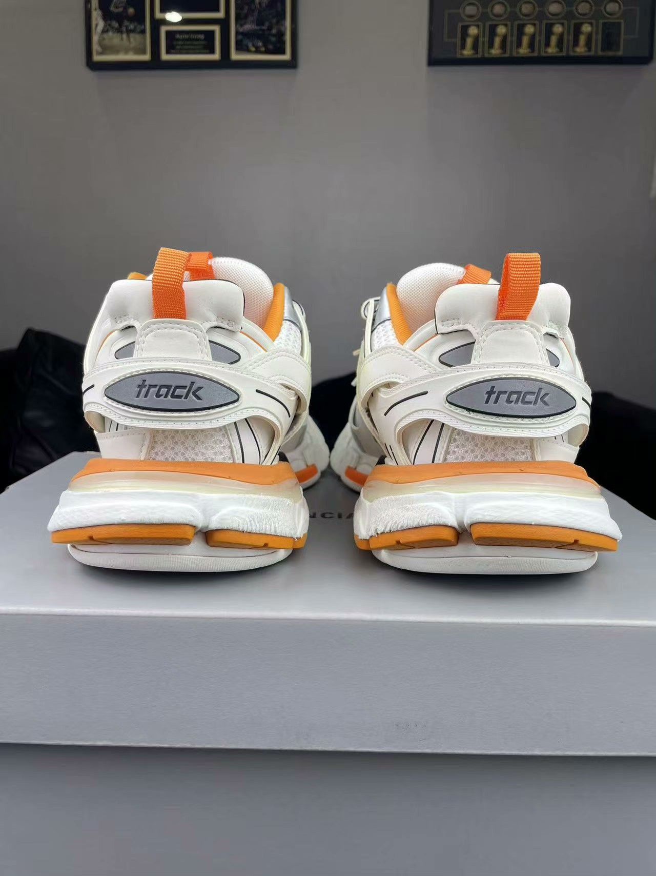 Balenciaga Balenciaga White Lowtop Sneakers 40 Men Size US 7.5 / EU 40-41 - 3 Thumbnail