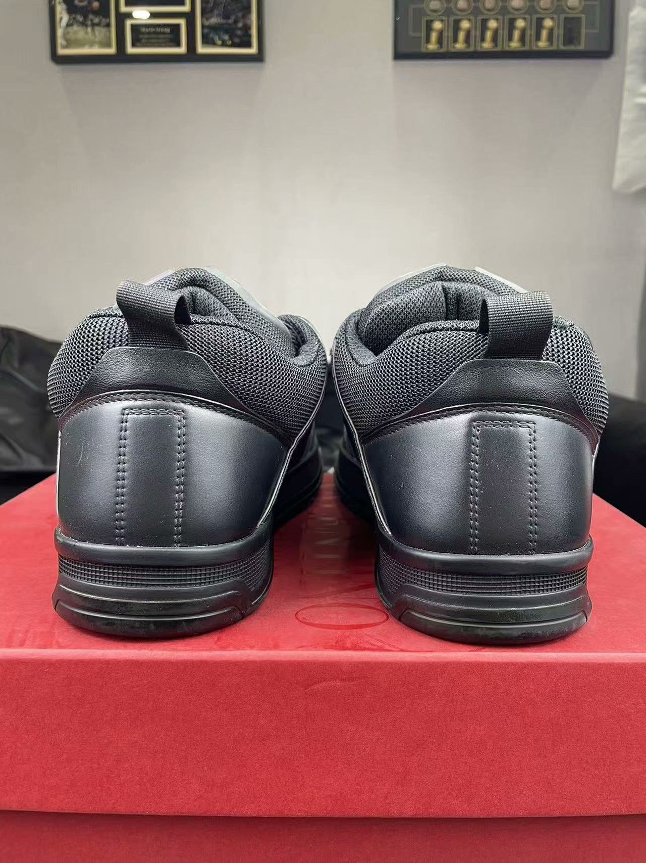 Valentino Valentino Black Lowtop Sneakers 41 Men Size US 8.5 / EU 41-42 - 3 Thumbnail