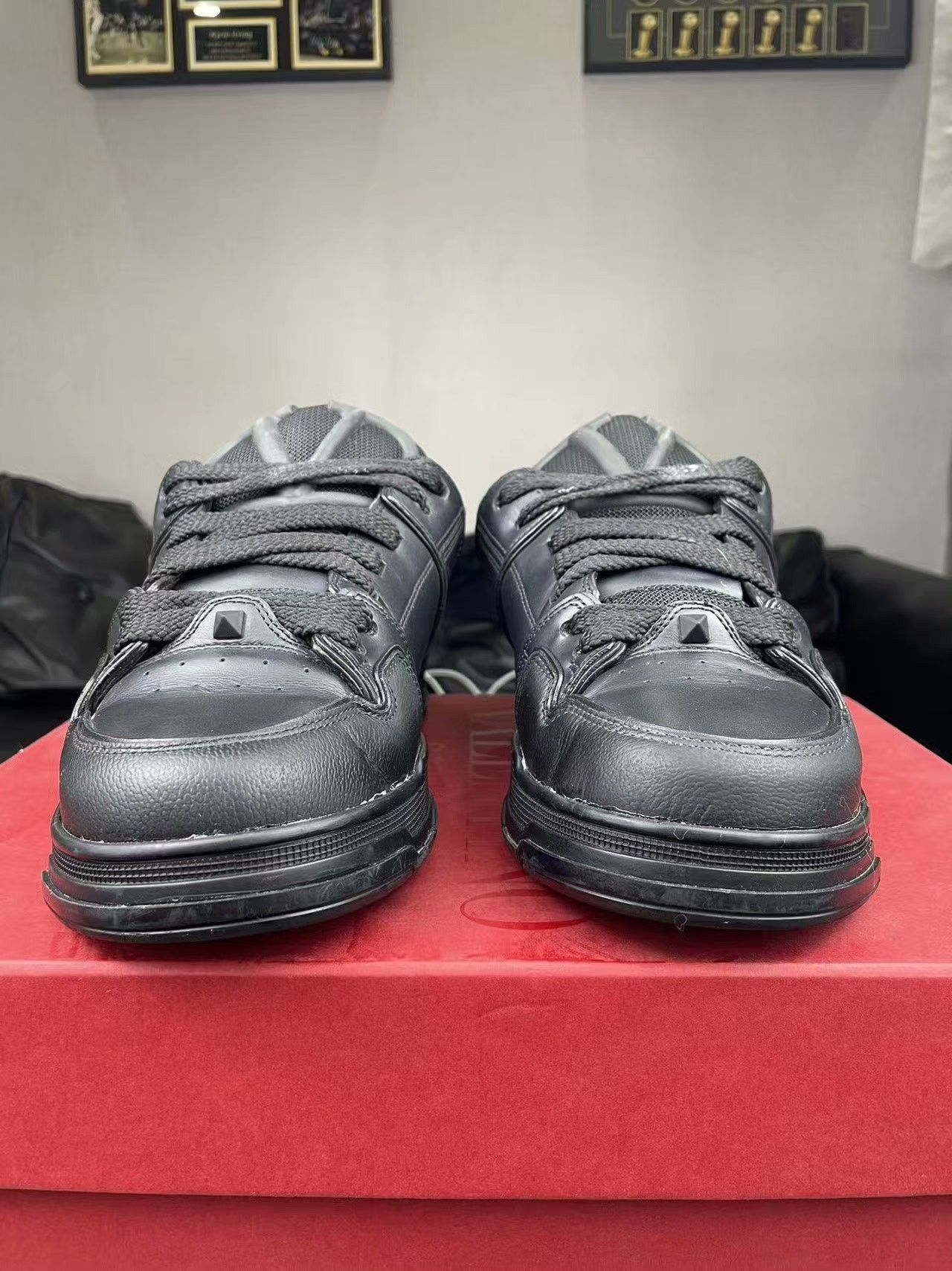 Valentino Valentino Black Lowtop Sneakers 41 Men Size US 8.5 / EU 41-42 - 2 Thumbnail