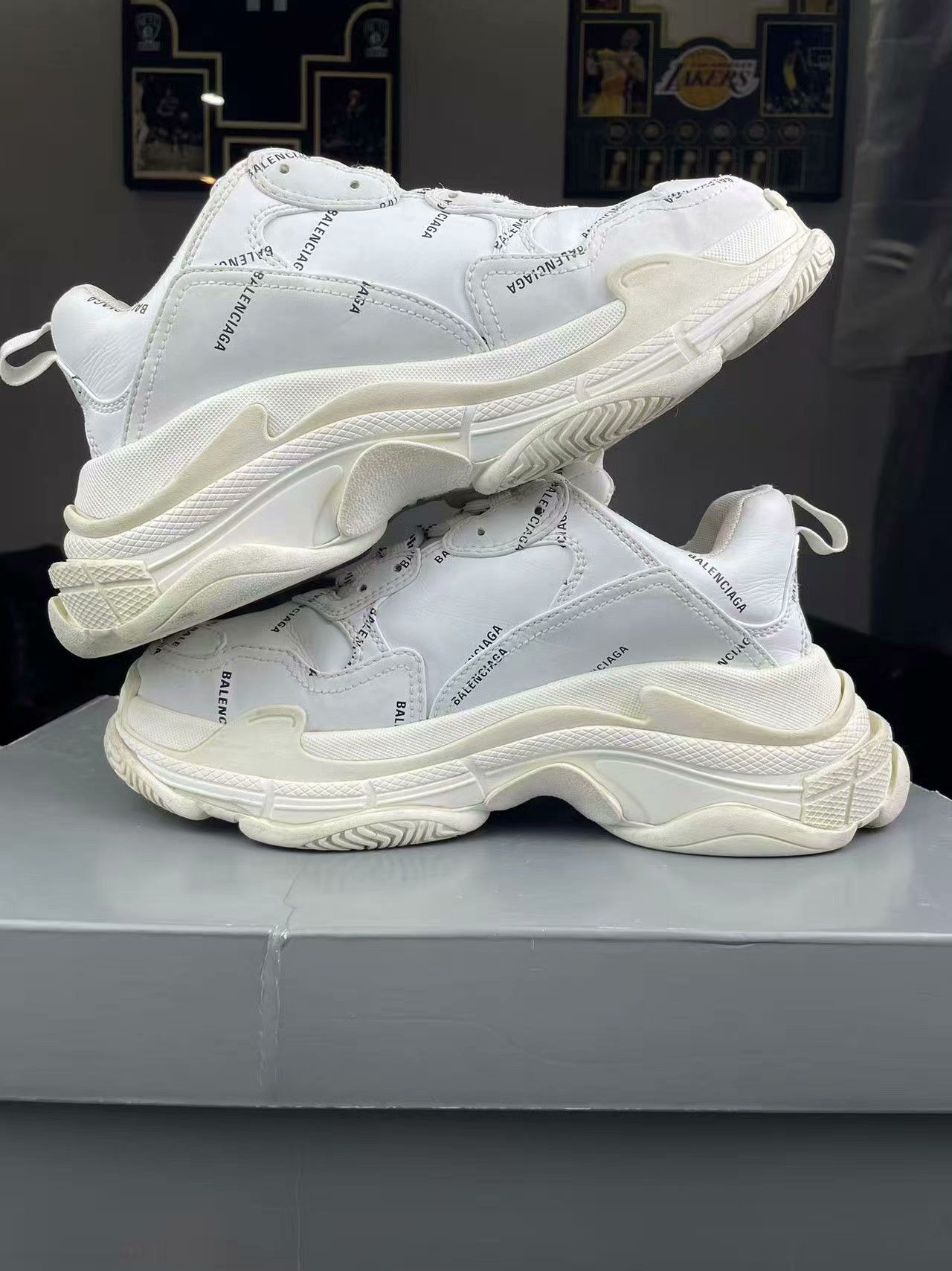 Balenciaga Balenciaga White Lowtop Sneakers S Men Size US 10 / EU 43 - 5 Thumbnail