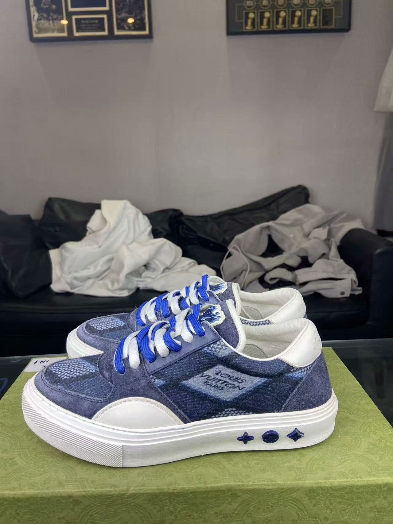 Louis Vuitton Louis Vuitton Denim Blue Lowtop Sneakers 39 Men Size US 6.5 / EU 39-40 - 7 Thumbnail