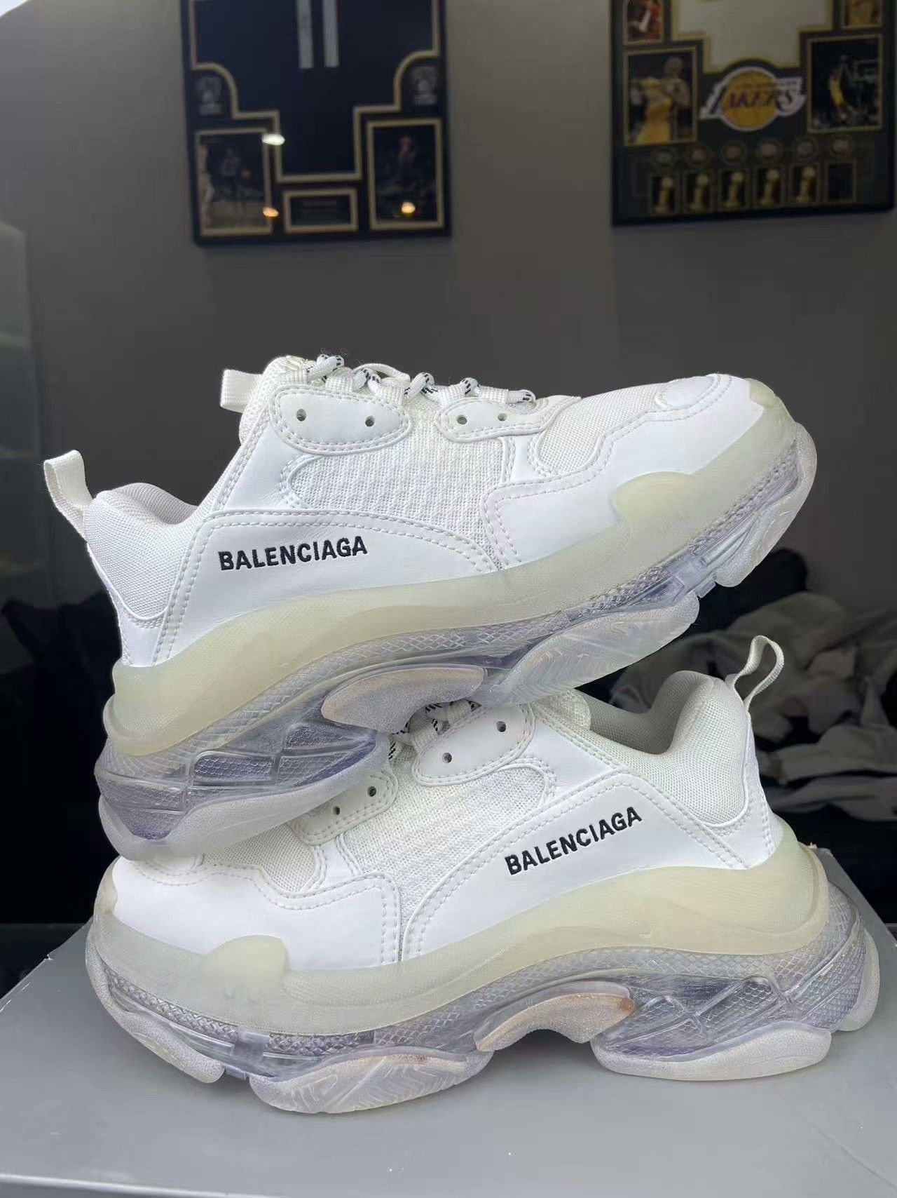 Balenciaga Balenciaga Clear White Lowtop Sneakers S Men Size US 10 / EU 43 - 6 Thumbnail