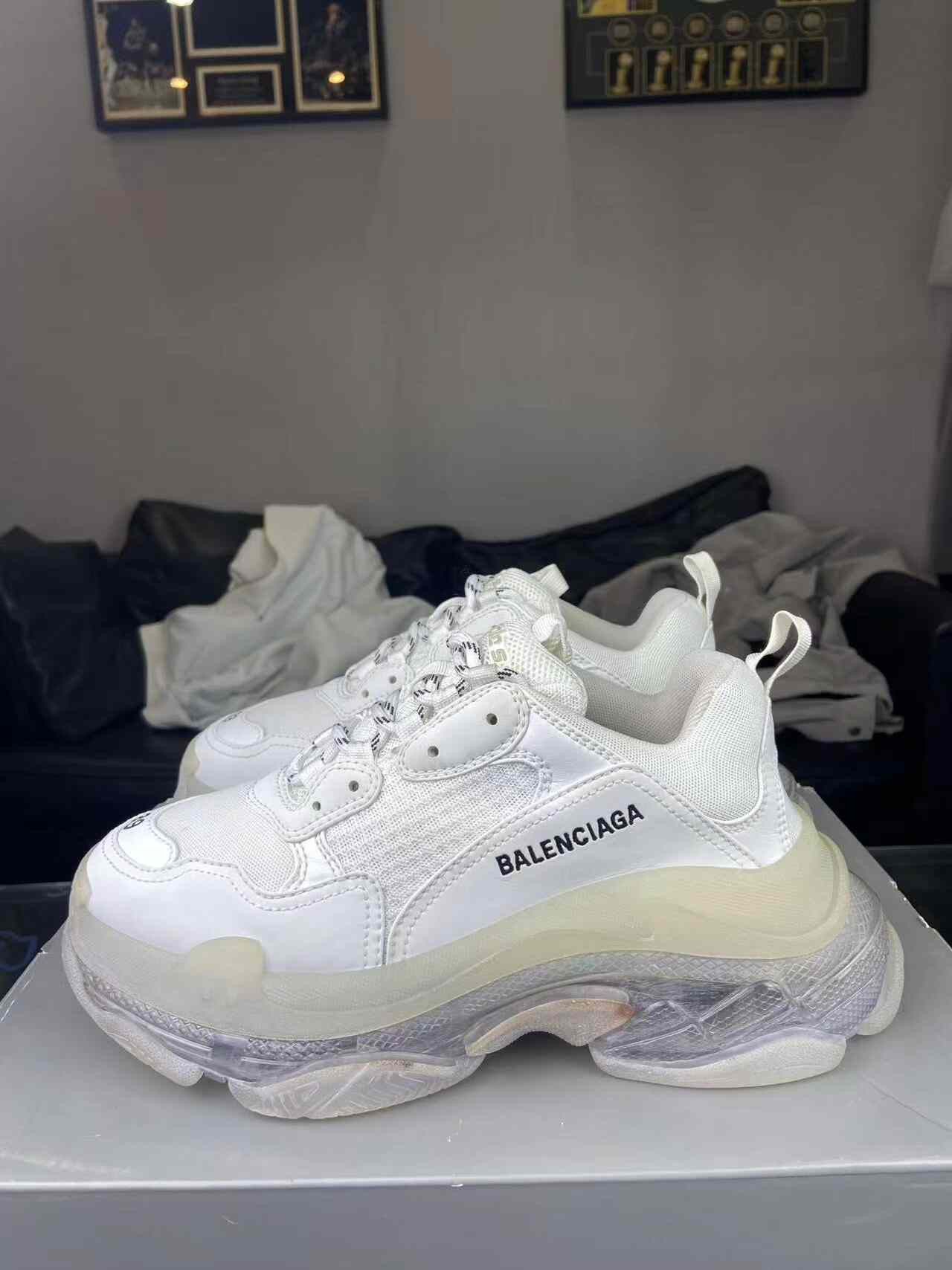 Balenciaga Balenciaga Clear White Lowtop Sneakers S Men Size US 10 / EU 43 - 7 Thumbnail