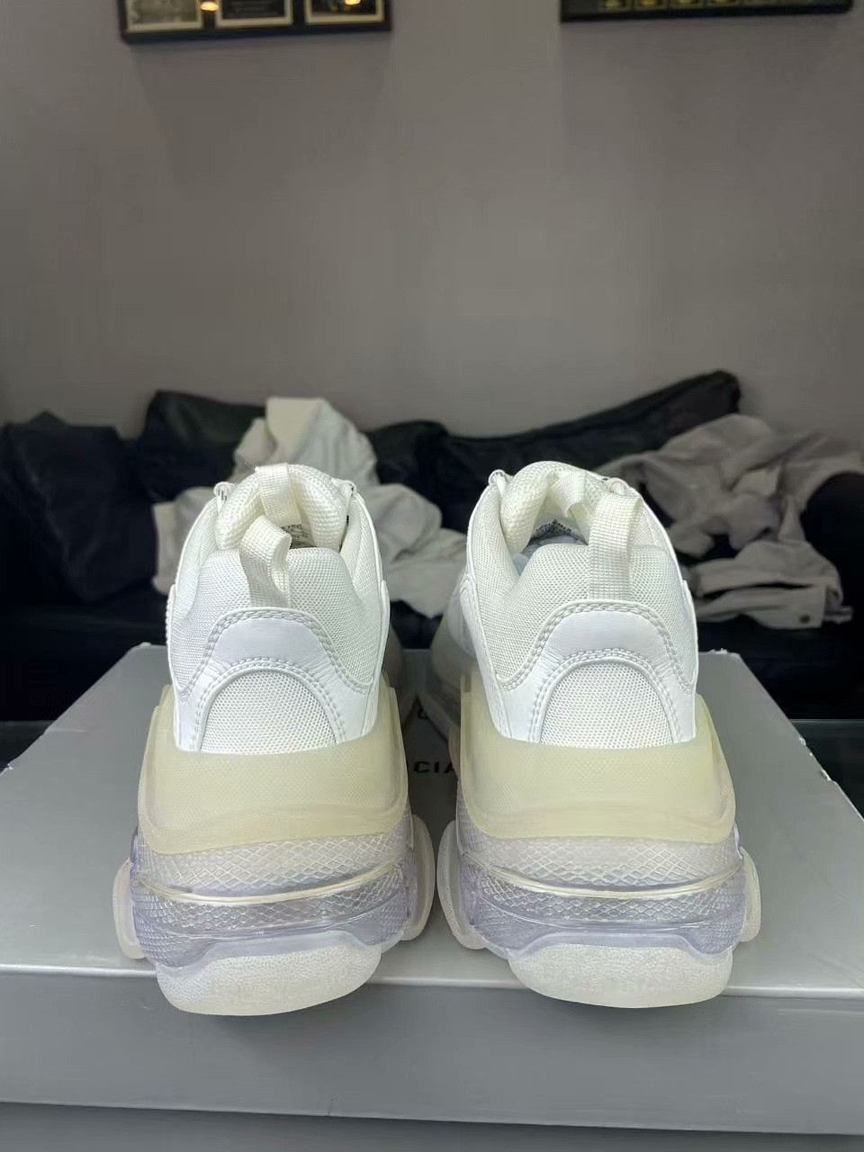 Balenciaga Balenciaga Clear White Lowtop Sneakers S Men Size US 10 / EU 43 - 3 Thumbnail