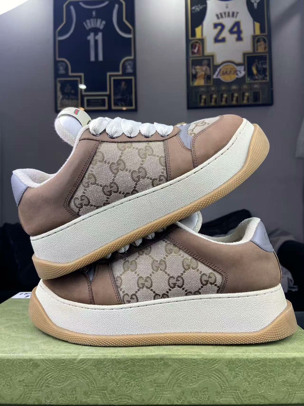 Gucci Gucci White Lowtop Sneakers 39 Women Size US 8.5 / IT 38.5 - 5 Thumbnail