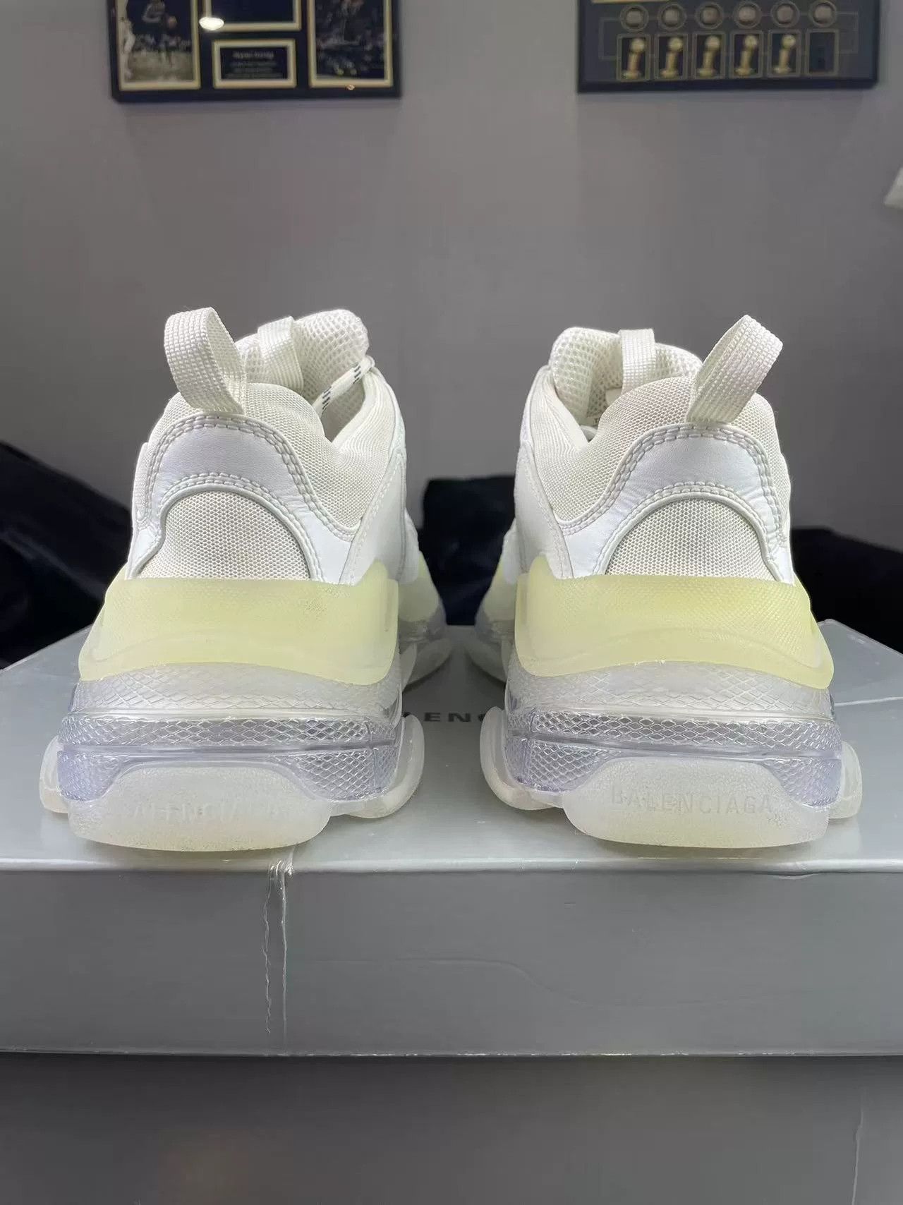 Balenciaga Balenciaga Clear White Lowtop Sneakers S Men Size US 10 / EU 43 - 3 Thumbnail