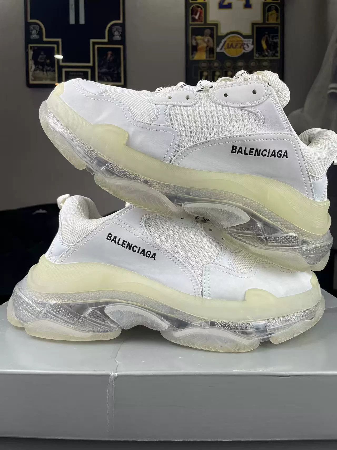 Balenciaga Balenciaga Clear White Lowtop Sneakers S Men Size US 10 / EU 43 - 5 Thumbnail