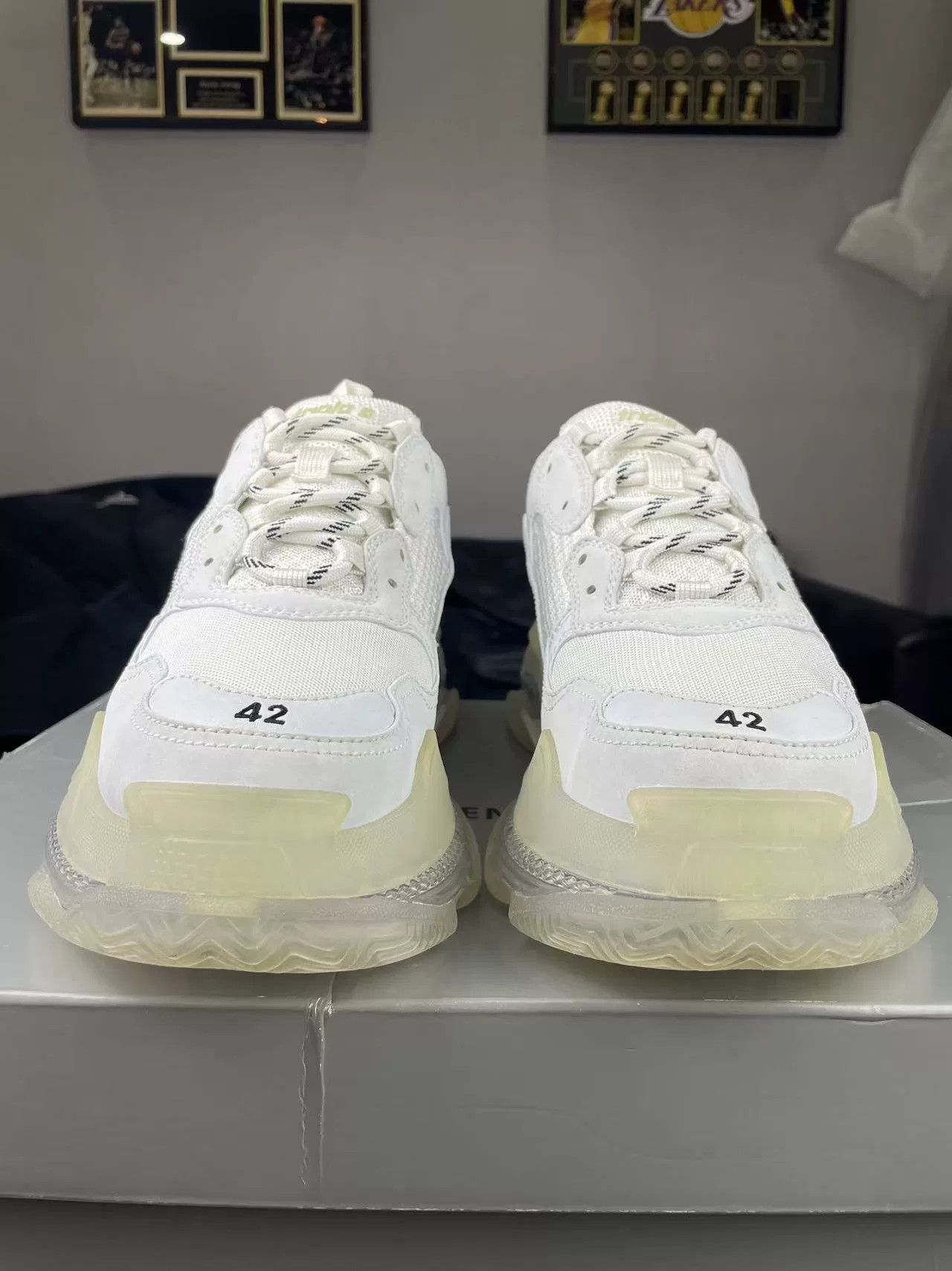 Balenciaga Balenciaga Clear White Lowtop Sneakers S Men Size US 10 / EU 43 - 2 Thumbnail