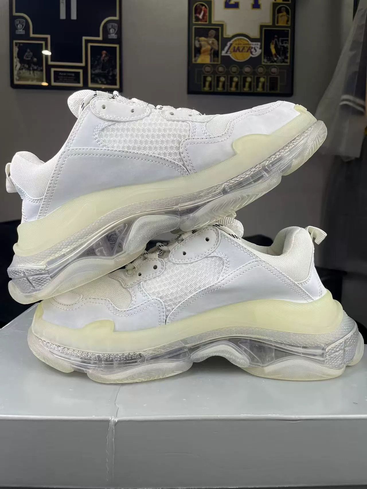 Balenciaga Balenciaga Clear White Lowtop Sneakers S Men Size US 10 / EU 43 - 6 Thumbnail