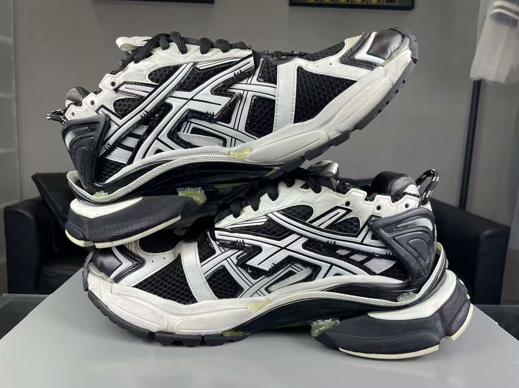 Balenciaga Balenciaga Running Black Lowtop Sneakers 43 Men Size US 10 / EU 43 - 5 Thumbnail