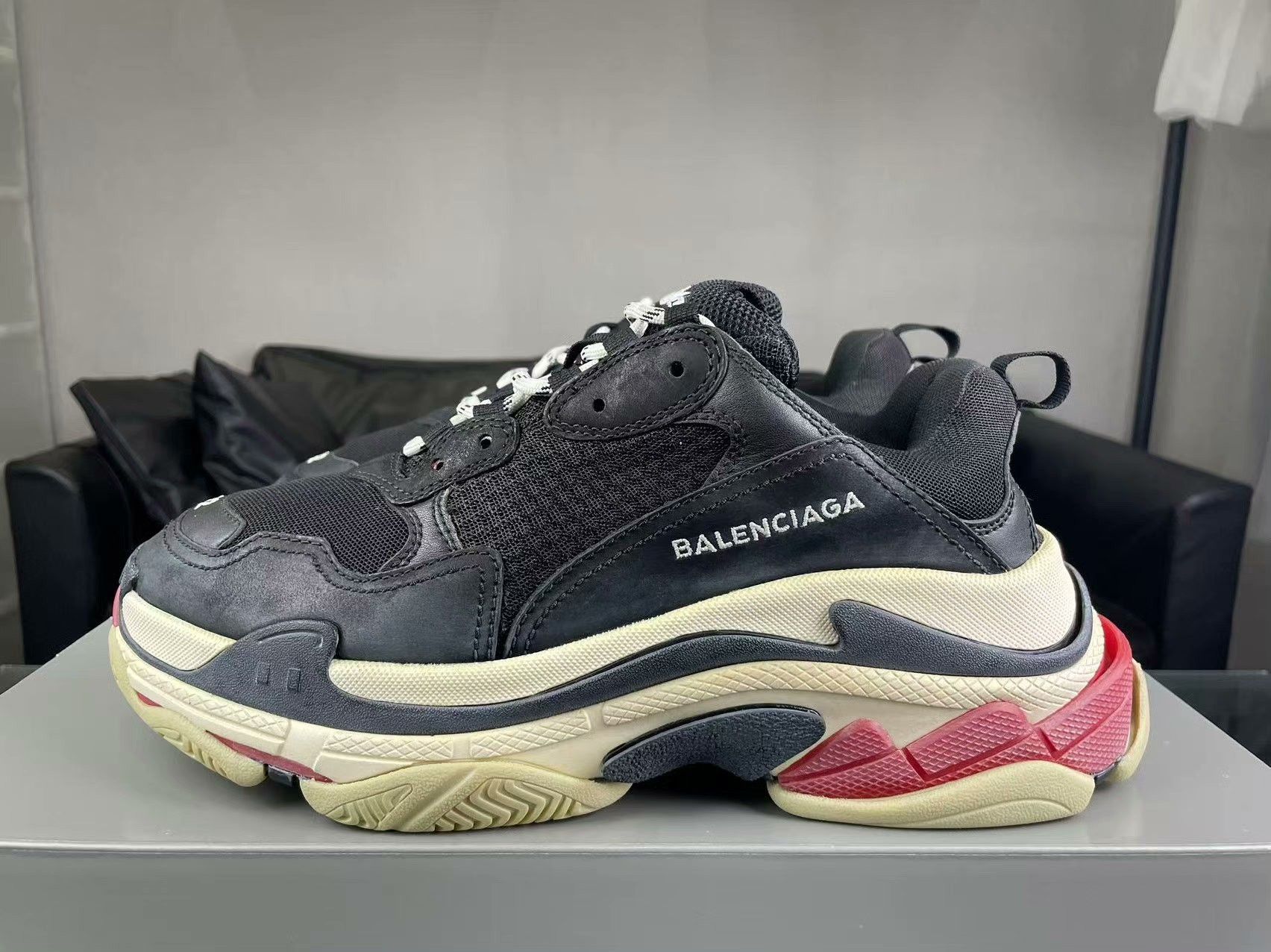 Balenciaga Balenciaga Black Lowtop Sneakers S Men Size US 10 / EU 43 - 7 Thumbnail