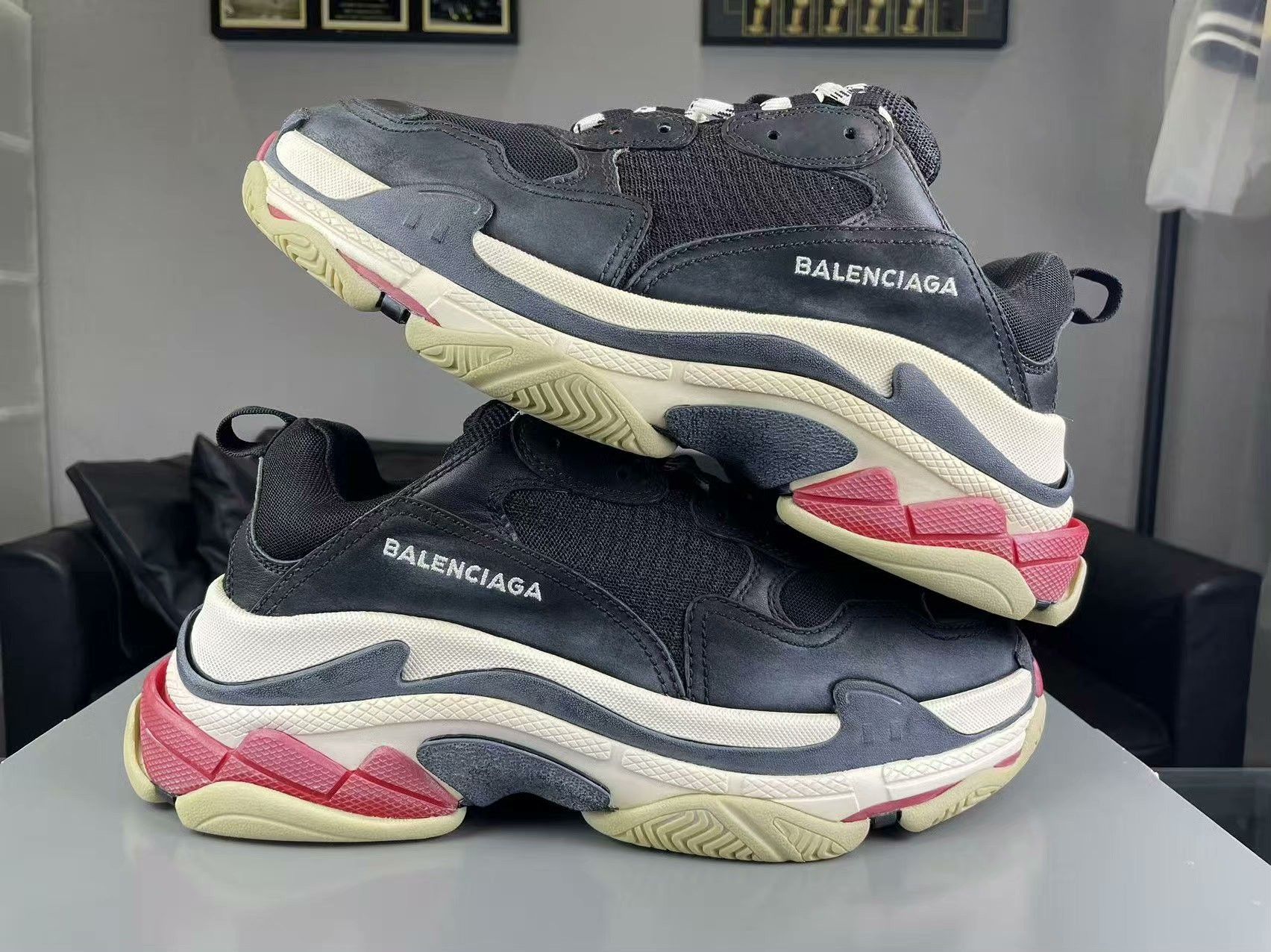 Balenciaga Balenciaga Black Lowtop Sneakers S Men Size US 10 / EU 43 - 6 Thumbnail