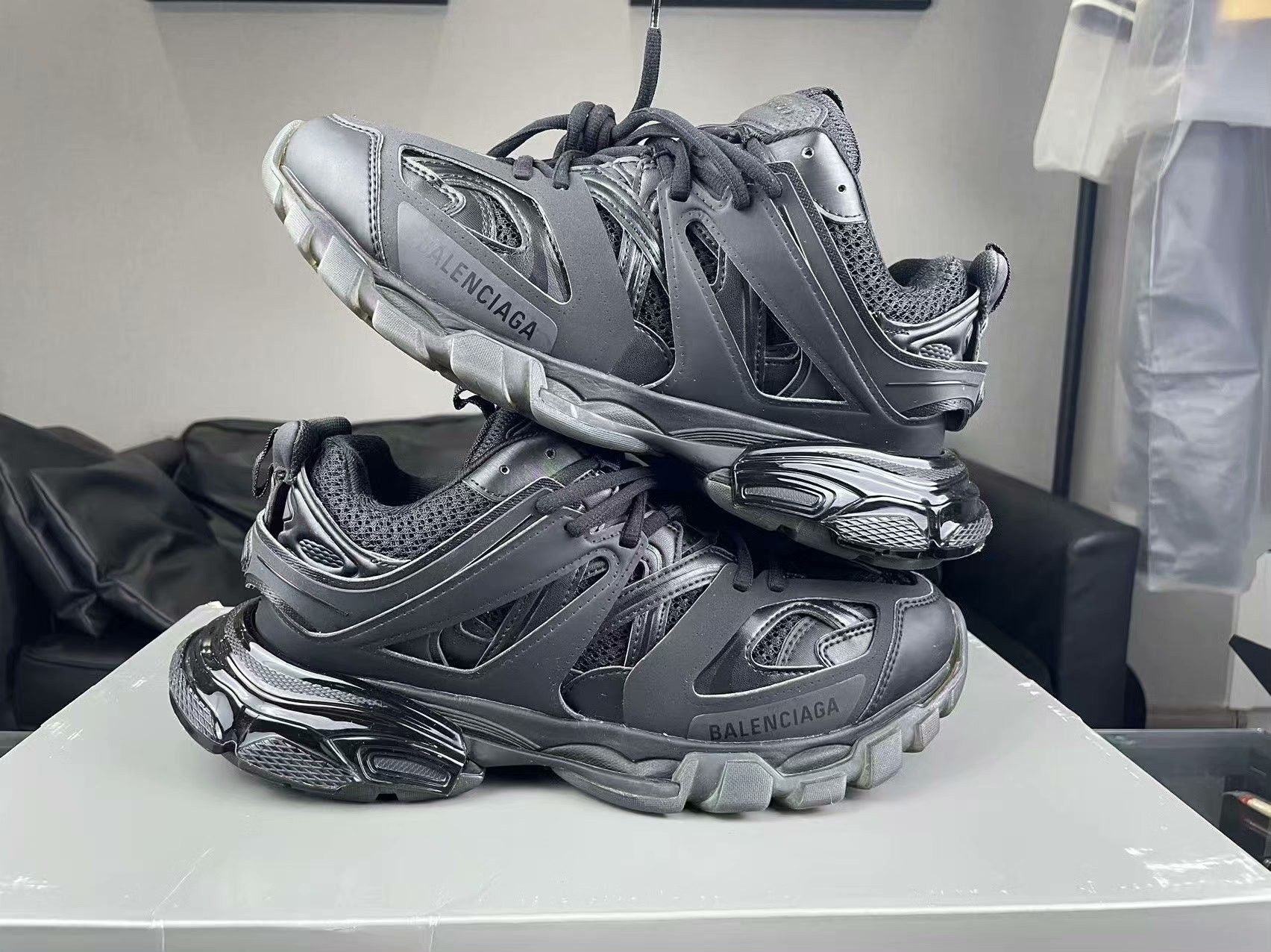 Balenciaga Balenciaga Black Lowtop Sneakers 40 Men Size US 7.5 / EU 40-41 - 6 Thumbnail