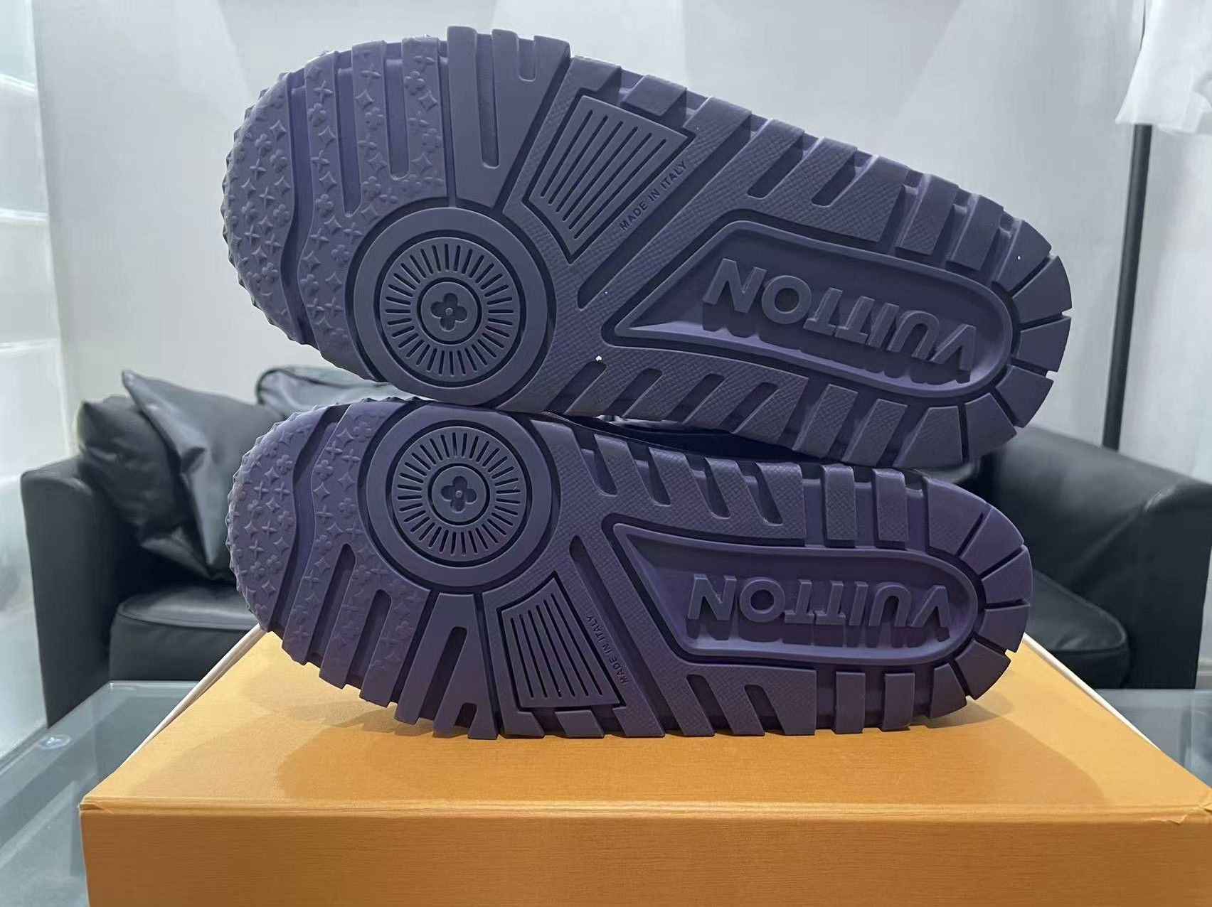 Louis Vuitton Louis Vuitton Training Purple Lowtop Sneakers 40 Men Size US 7.5 / EU 40-41 - 4 Thumbnail