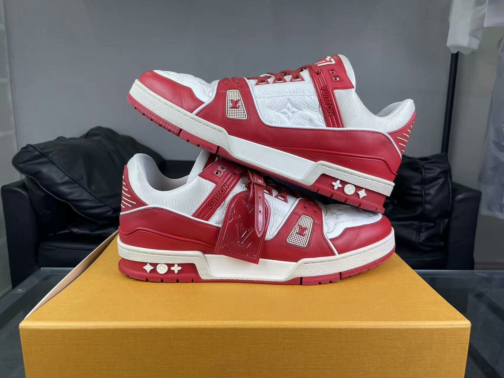 Louis Vuitton Louis Vuitton Training Red Lowtop Sneakers 43.5 Men Size US 10.5 / EU 43-44 - 7 Thumbnail