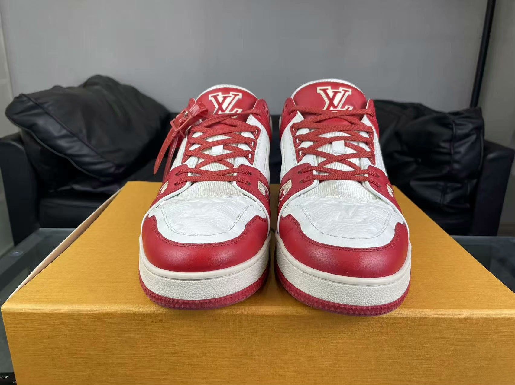Louis Vuitton Louis Vuitton Training Red Lowtop Sneakers 43.5 Men Size US 10.5 / EU 43-44 - 2 Thumbnail